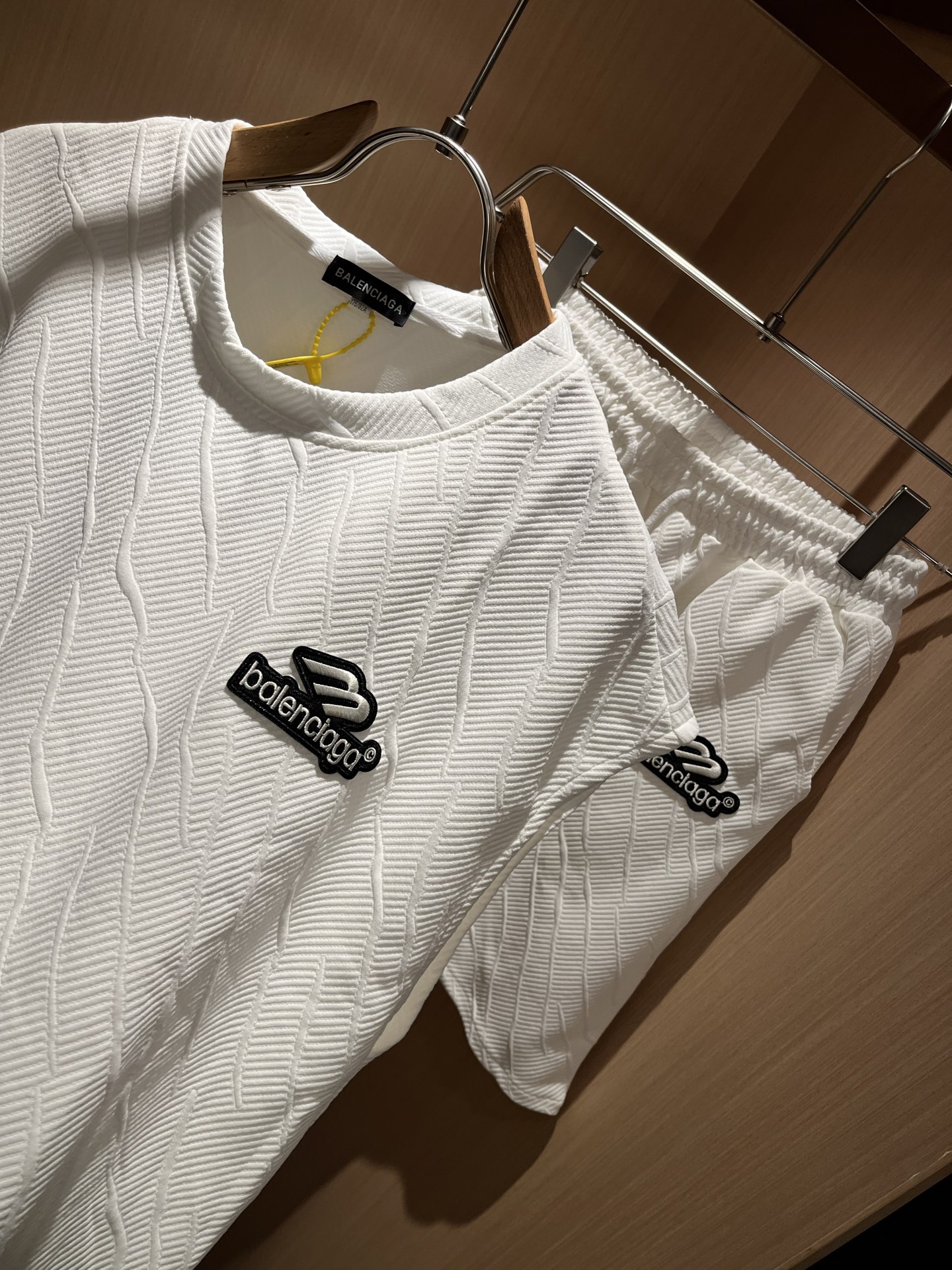  BALENCIA*巴黎*家 2025春夏最新款休闲套装，男女同款👫刺绣logo设计！贸易公司渠道稀出，