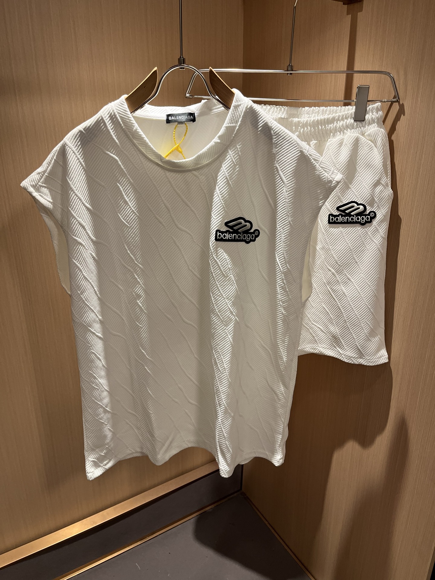  BALENCIA*巴黎*家 2025春夏最新款休闲套装，男女同款👫刺绣logo设计！贸易公司渠道稀出，