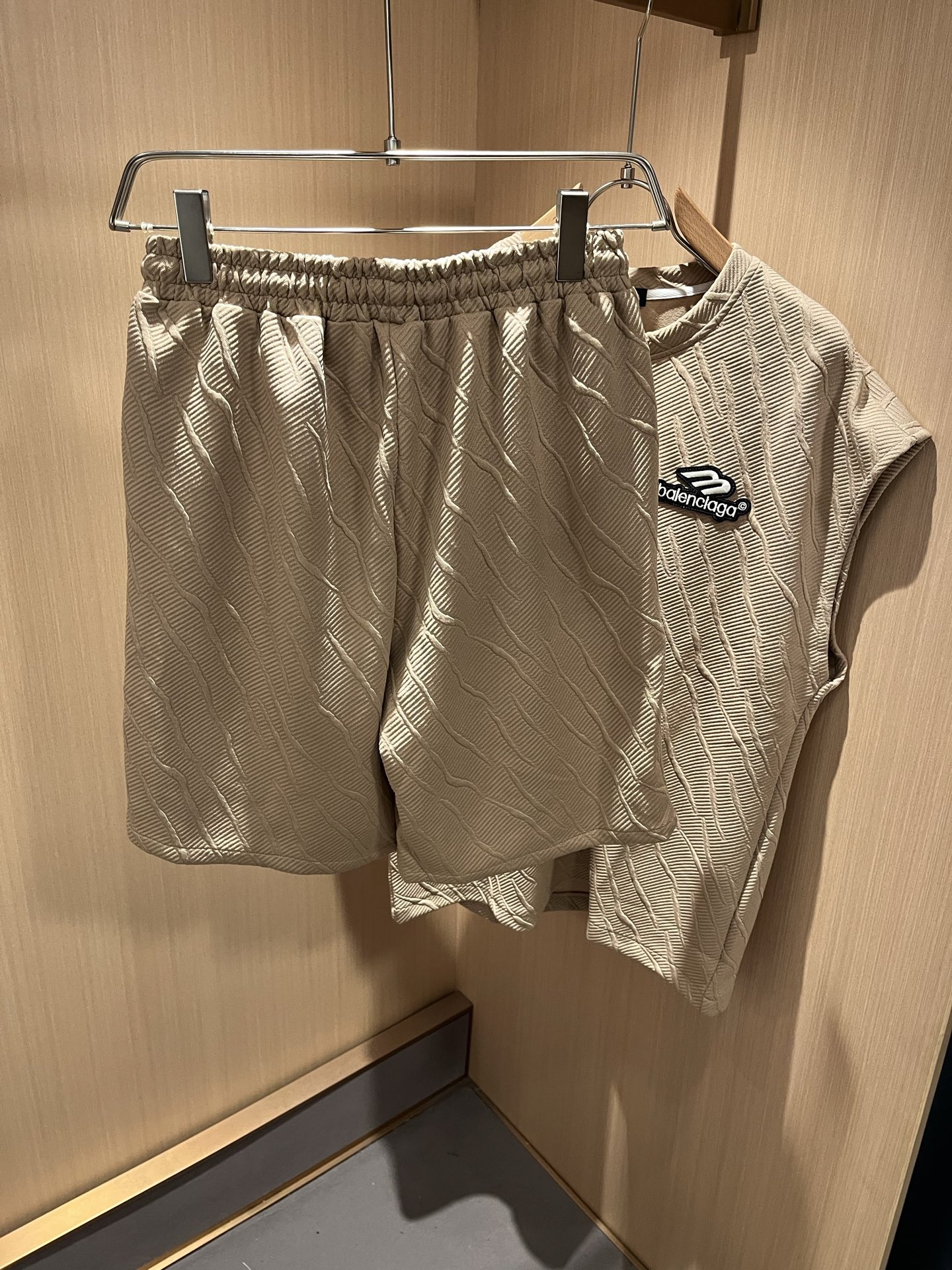  BALENCIA*巴黎*家 2025春夏最新款休闲套装，男女同款👫刺绣logo设计！贸易公司渠道稀出，