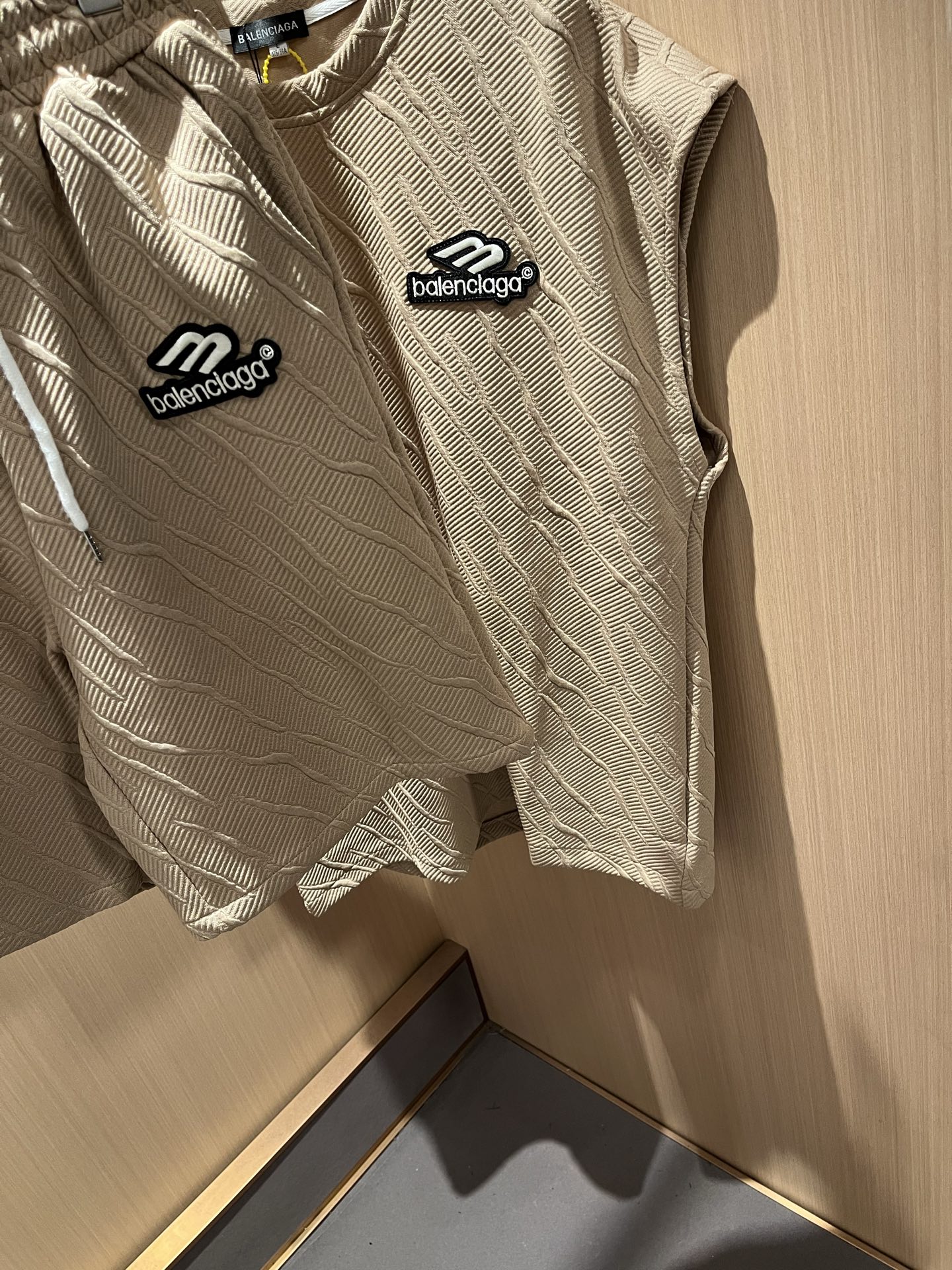  BALENCIA*巴黎*家 2025春夏最新款休闲套装，男女同款👫刺绣logo设计！贸易公司渠道稀出，