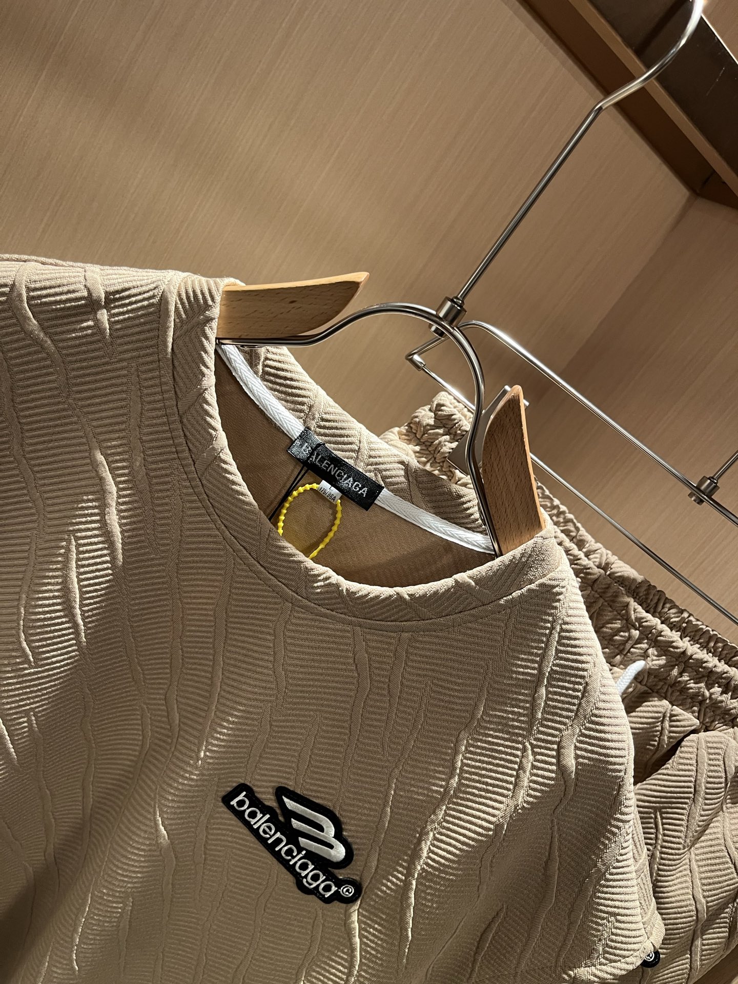  BALENCIA*巴黎*家 2025春夏最新款休闲套装，男女同款👫刺绣logo设计！贸易公司渠道稀出，