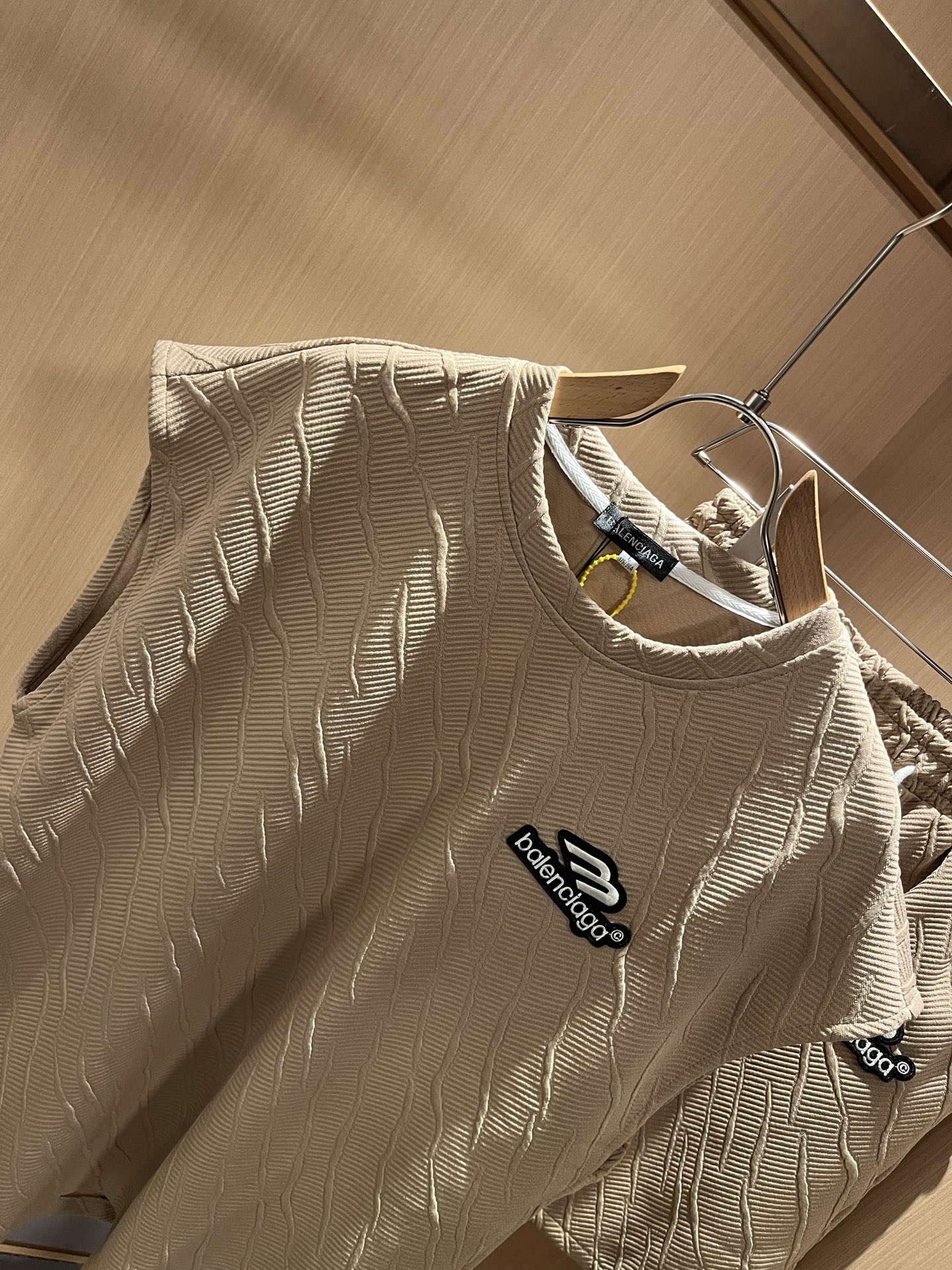  BALENCIA*巴黎*家 2025春夏最新款休闲套装，男女同款👫刺绣logo设计！贸易公司渠道稀出，