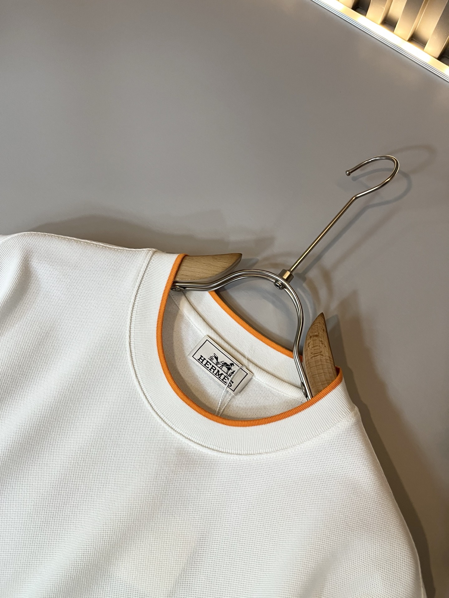  Her*mes爱*仕2025春夏新款男士短袖T恤，全新升级百搭基础款，低调奢华，品格之选！甄选优质精选