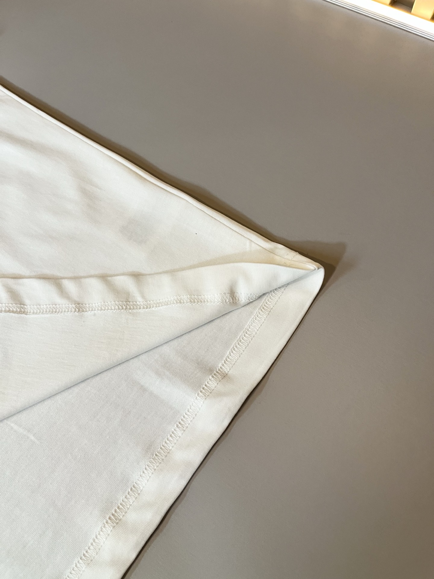   Dolce&Gabba*a 杜嘉*纳2025春夏新款男女同款👫短袖T恤，专柜同步发售！定制专属纯棉面