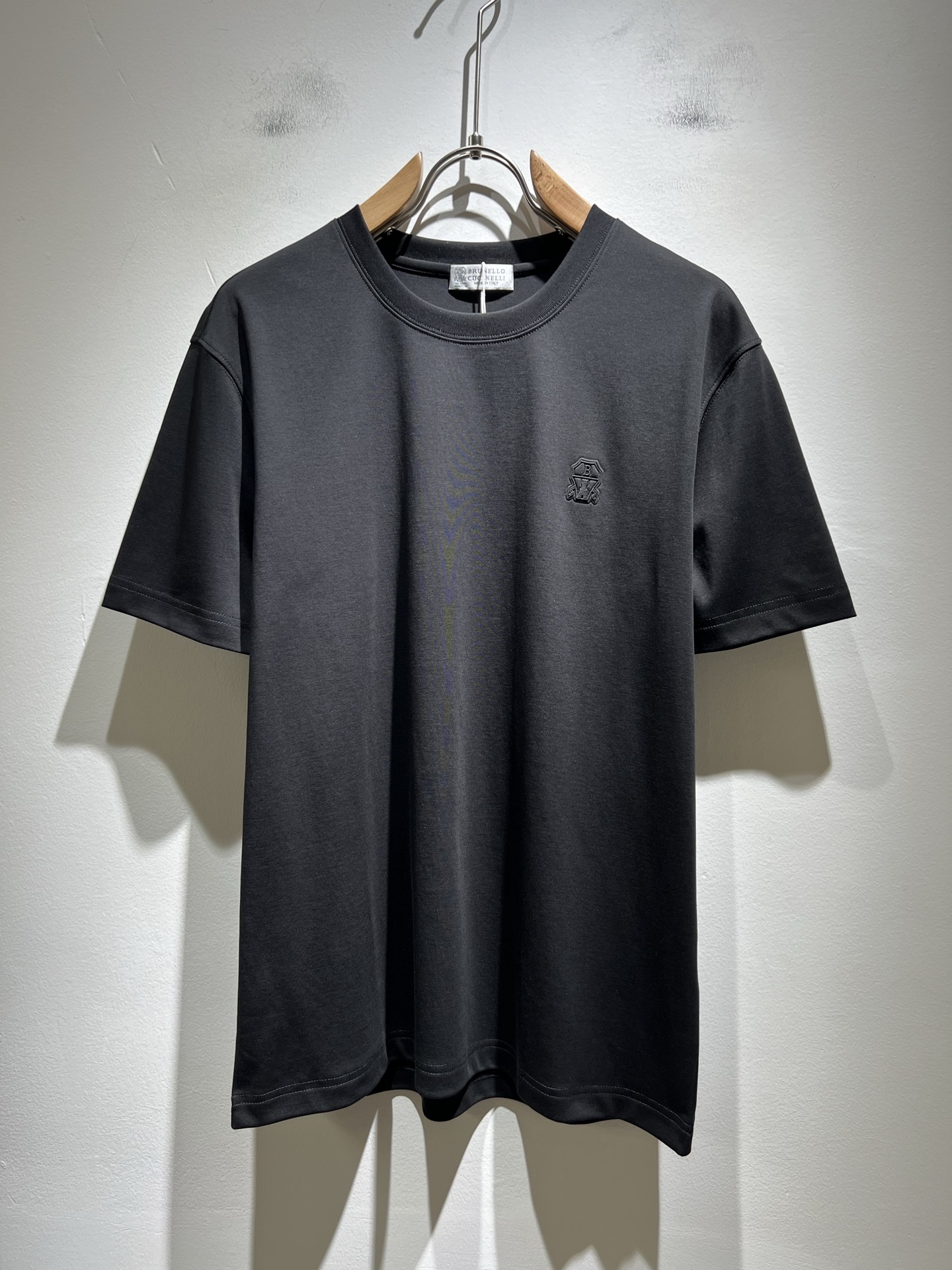 BC-Brunello Cucineli 2025春夏新款男士短袖T恤,众多明星都爱穿的时尚百搭单品!