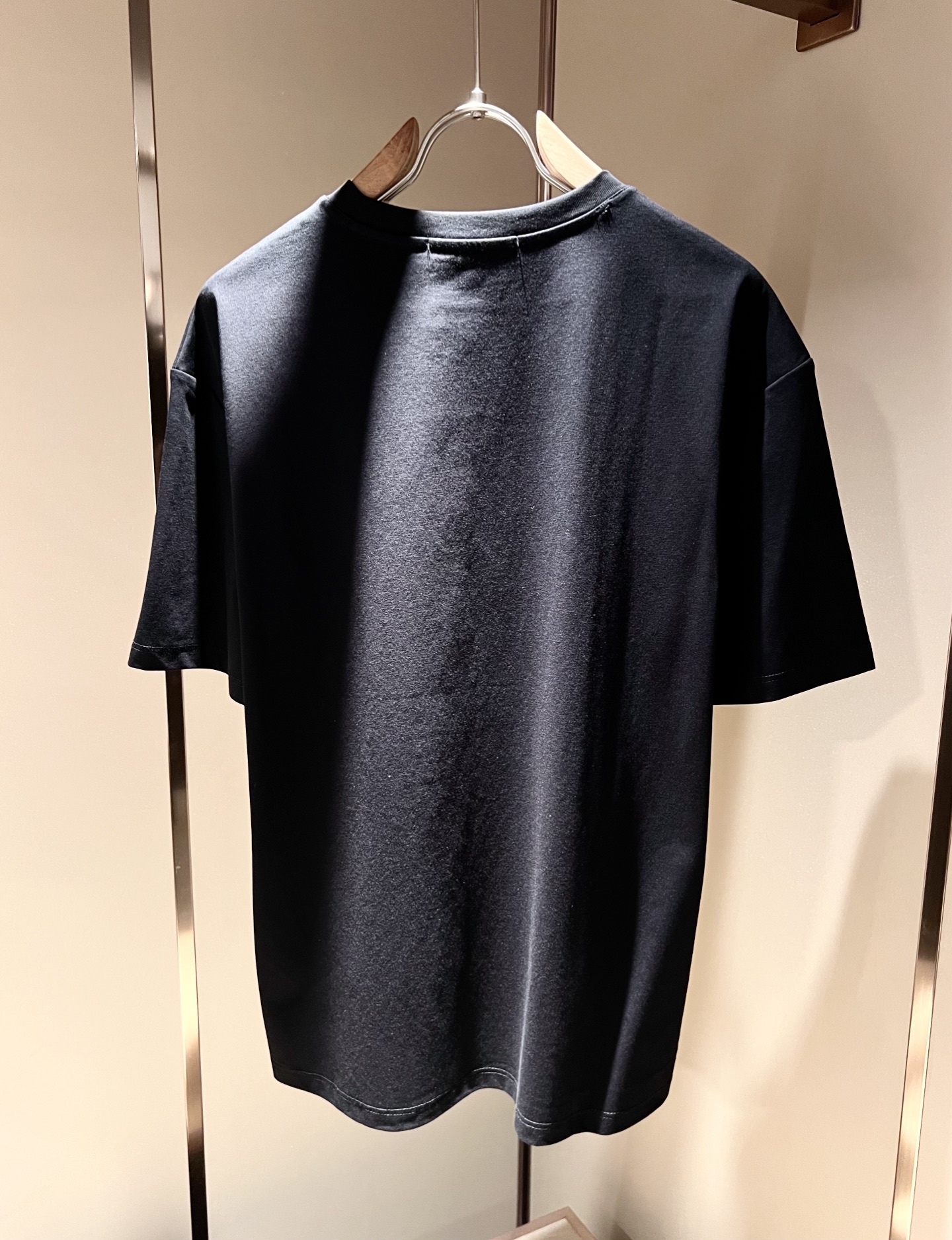  Dio*迪家 2025春夏新款男女同款👫短袖T恤，专柜同步发售！定制专属260克纯棉面料，定制原版工艺