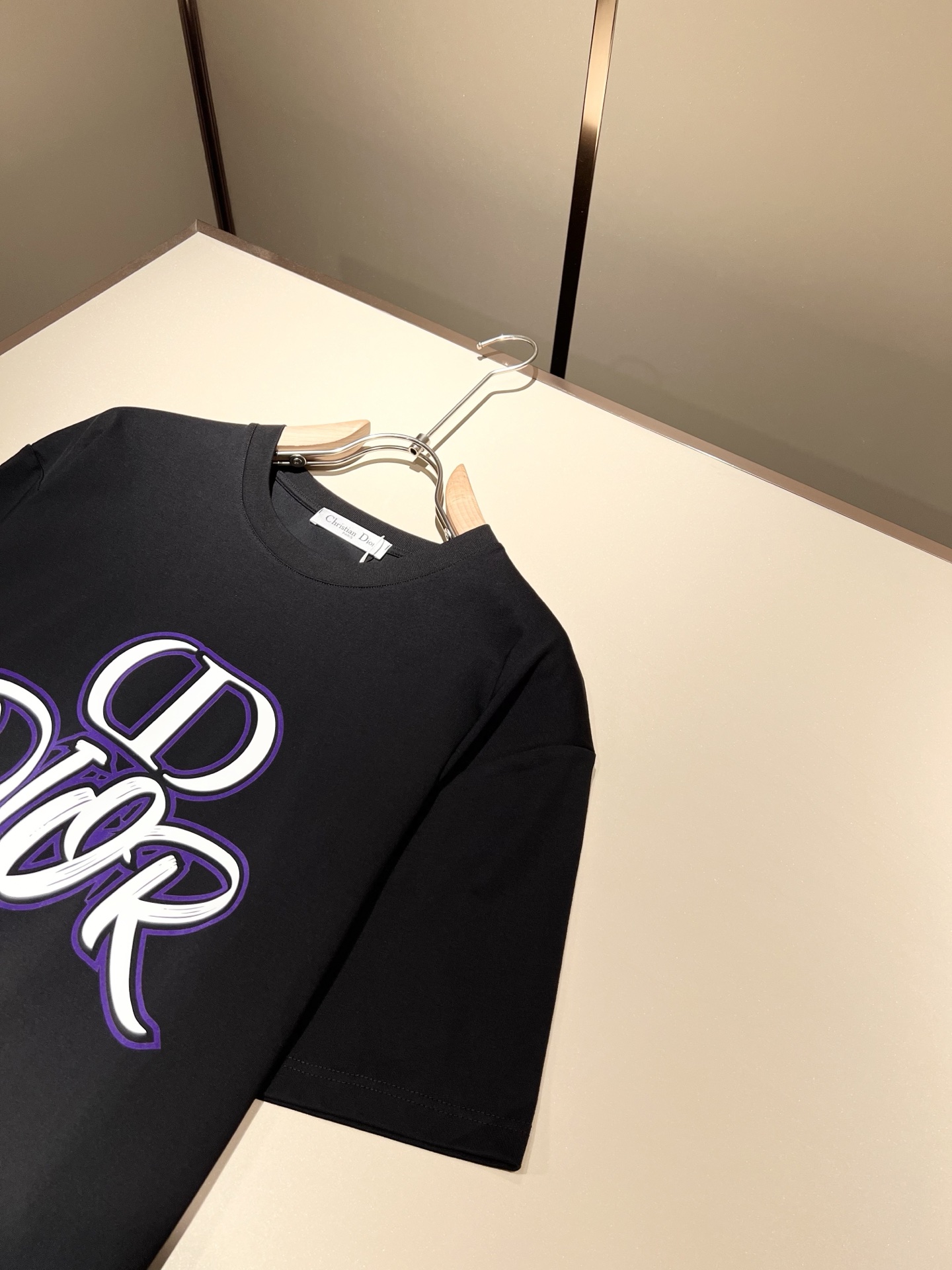  Dio*迪家 2025春夏新款男女同款👫短袖T恤，专柜同步发售！定制专属260克纯棉面料，定制原版工艺