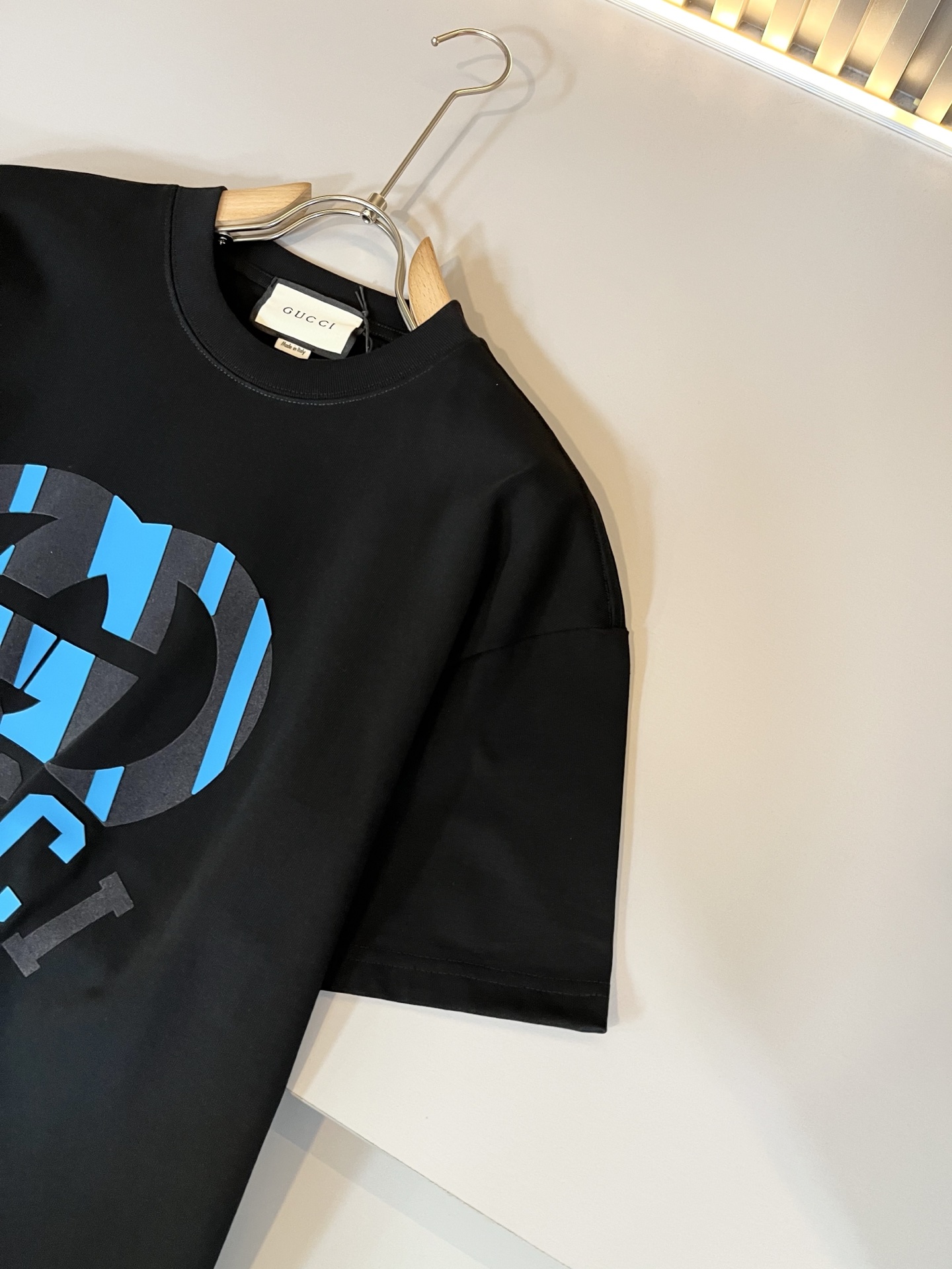   Gucc*古家 2025春夏新款男女同情侣款👫休闲宽松棉质圆领短袖T恤衫！贸易公司渠道稀出，同步官网