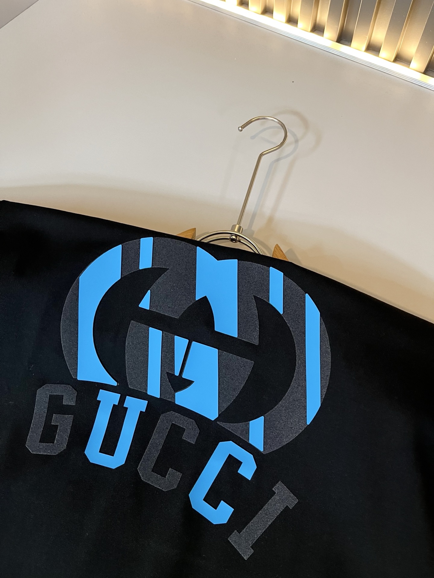   Gucc*古家 2025春夏新款男女同情侣款👫休闲宽松棉质圆领短袖T恤衫！贸易公司渠道稀出，同步官网