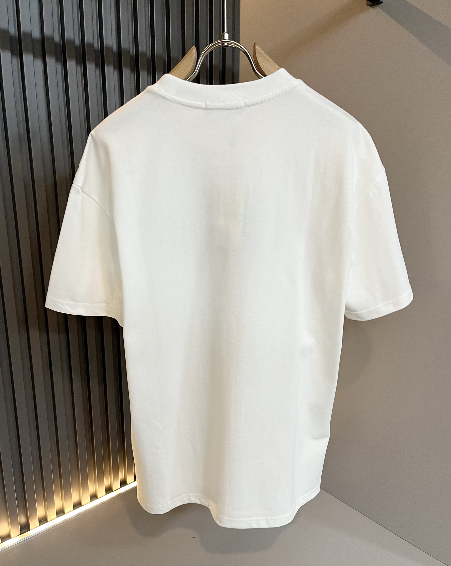   FEN*I 芬*迪2025春夏新款FD家族FF男女同款👫短袖T恤，男女同款👫百搭极简短袖。意大利原厂