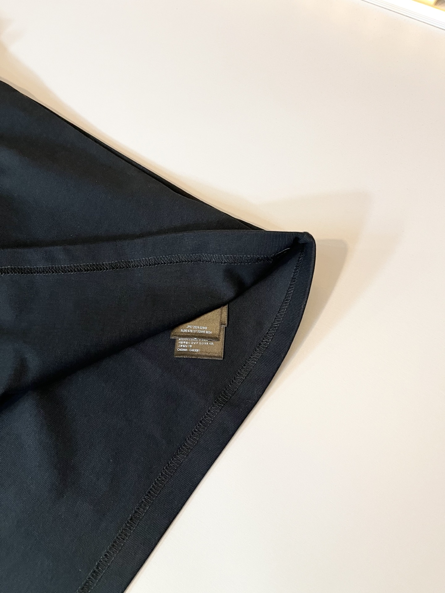  BALENCI*GA巴黎*家 2025春夏新款男女同款👫休闲套装，走秀图案印花时尚休闲短袖T恤衫！设计