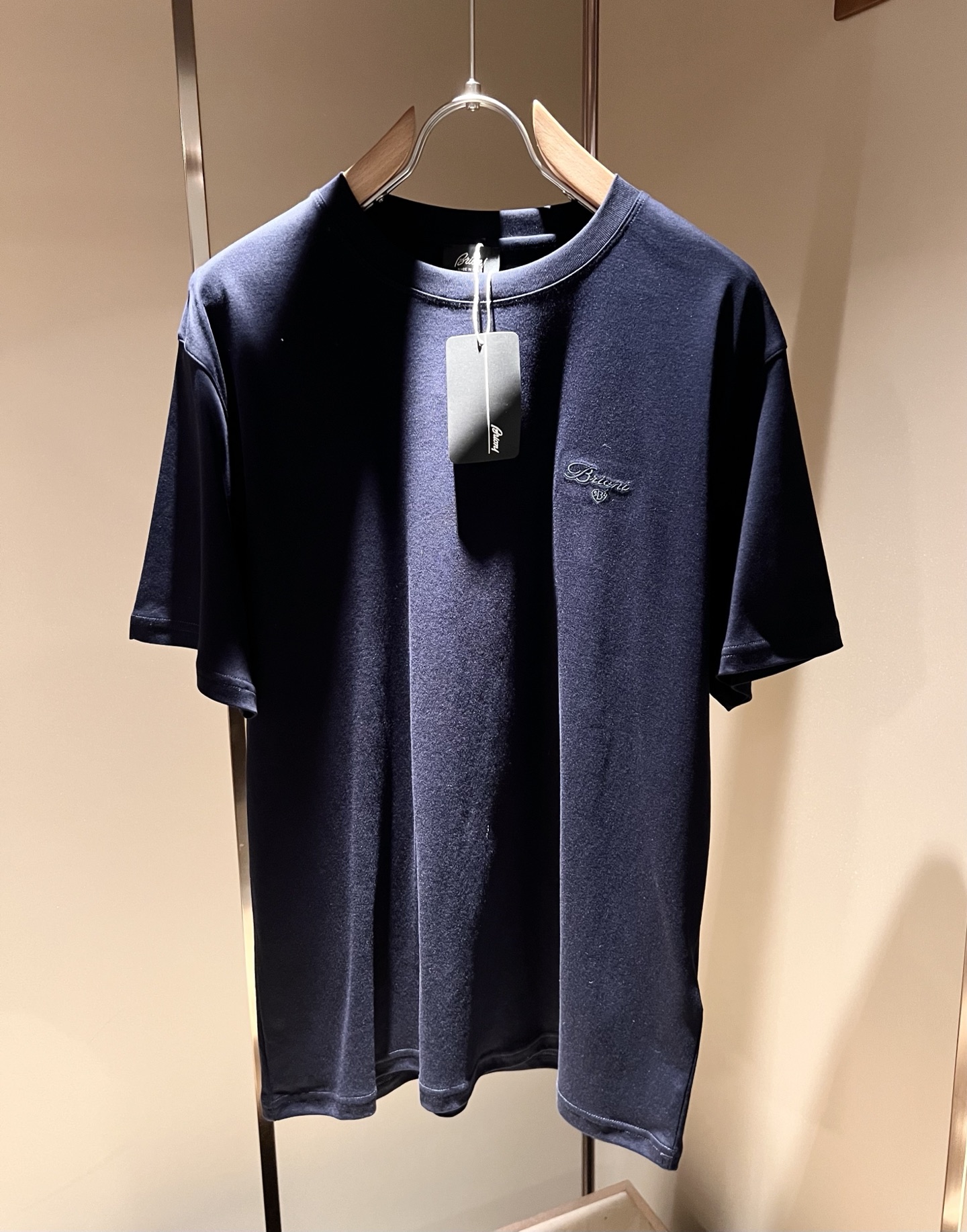  布里奥尼 Brioni 2025春夏男士最新的贸易订单短袖T恤，全品相！！网红款！采用logo图案刺绣