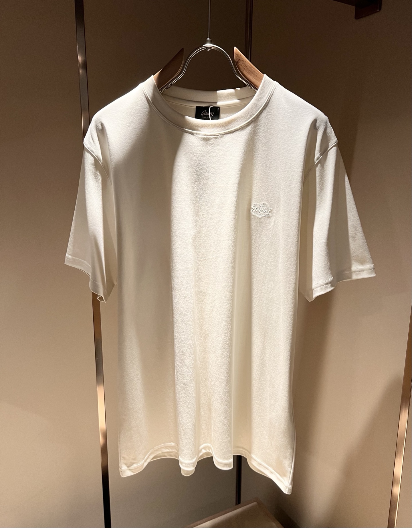  布里奥尼 Brioni 2025春夏男士最新的贸易订单短袖T恤，全品相！！网红款！采用logo图案刺绣