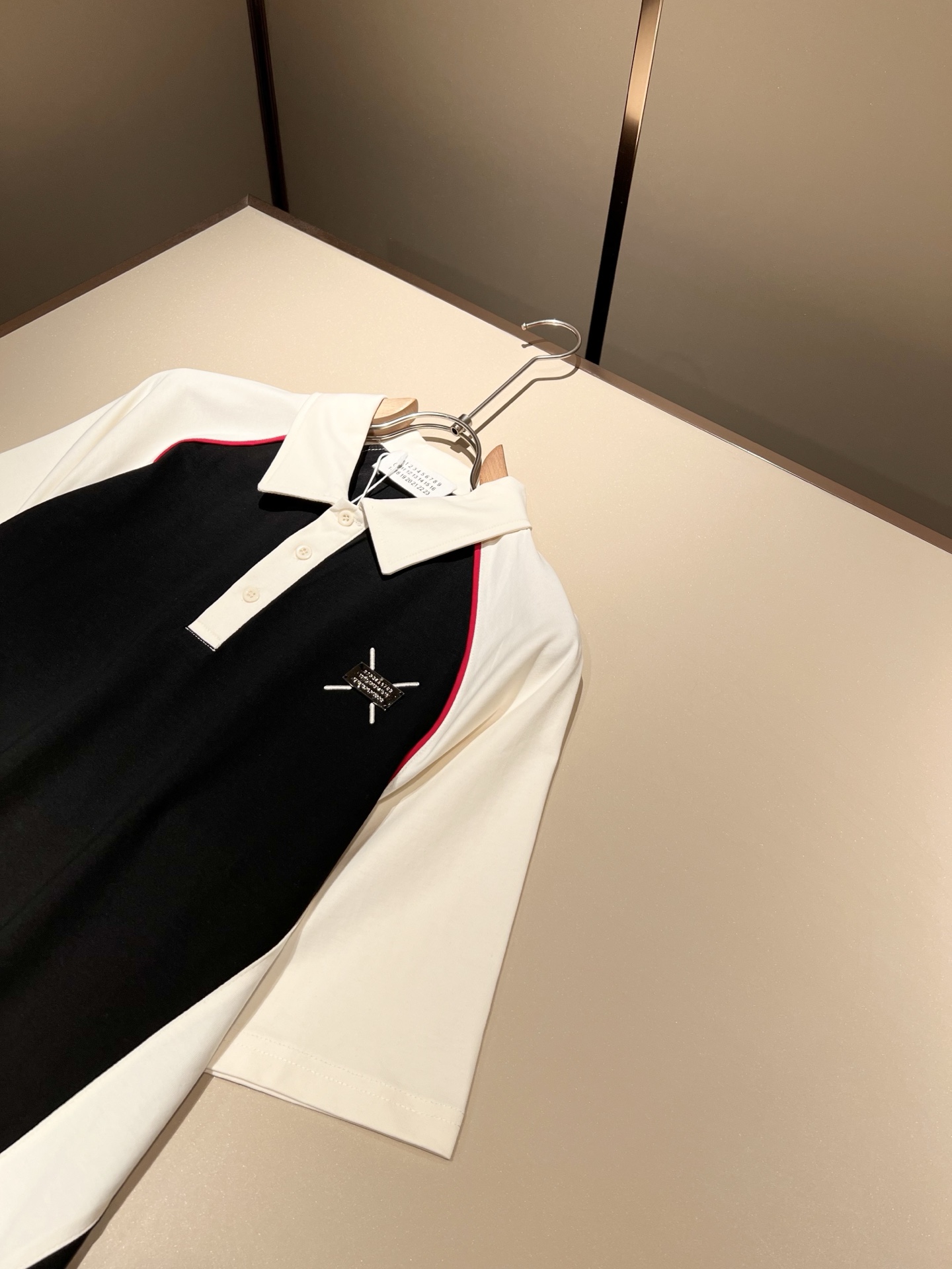  马吉拉 maison margiel 2024春夏新款男士短袖Polo衫，专柜同步发售！定制专属洗水纯