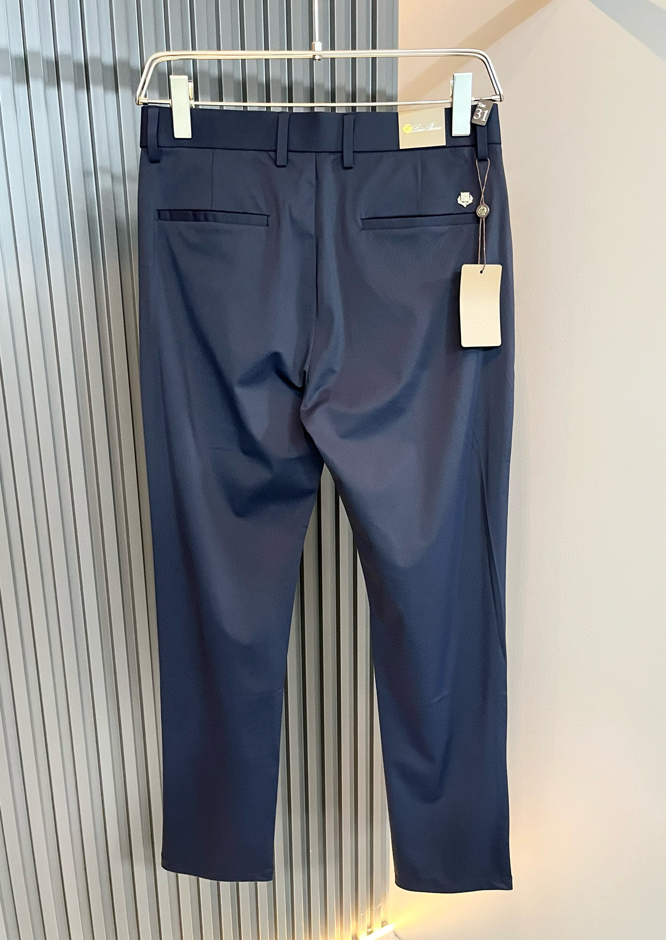  Loro Piana诺悠翩雅 2025春夏新品男士时装款高端休闲裤，香港洋行渠道货，日本原厂出品，纯血