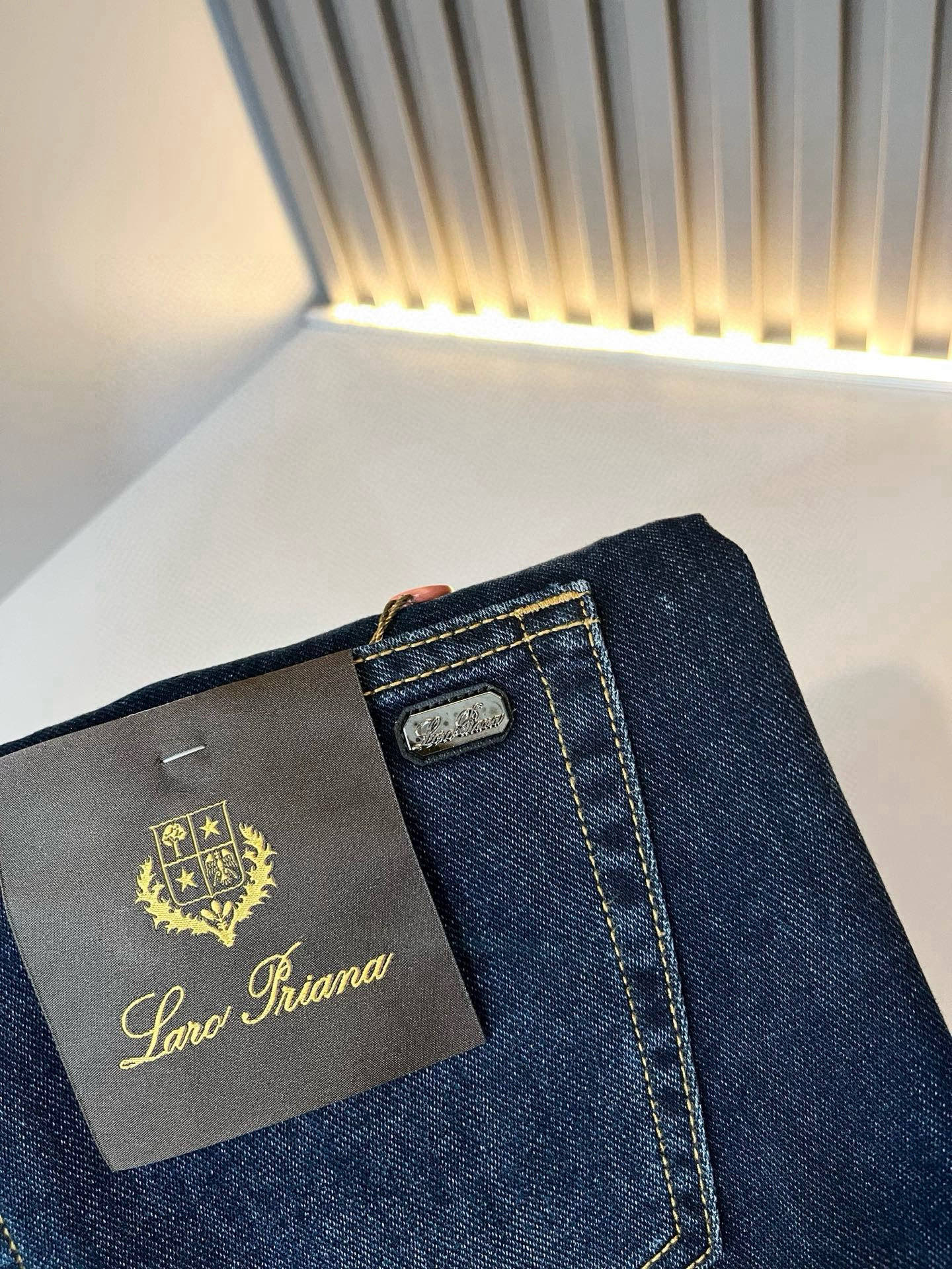   Loro Piana诺悠翩雅 2025春夏新品男士时装款高端休闲裤，香港洋行渠道货，日本原厂出品，纯