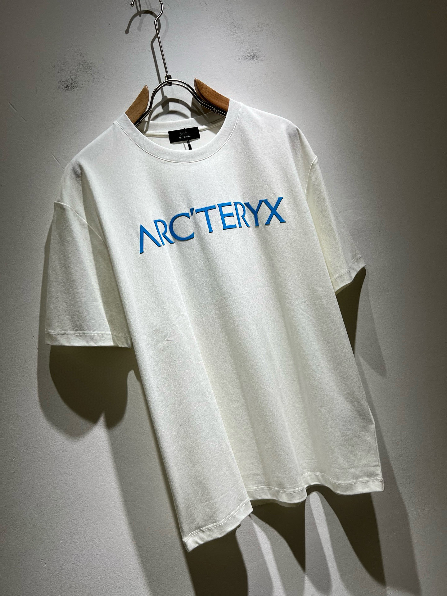 ARCTER*X始*祖鸟 2025春夏新款男女同款👫短袖T恤户外品牌可能大家第一想到的就是加拿大鹅、始
