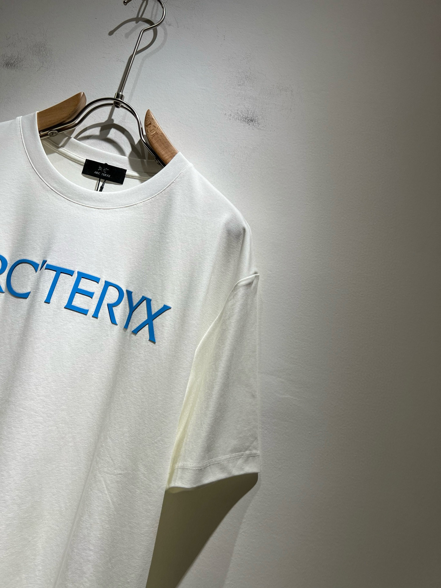 ARCTER*X始*祖鸟 2025春夏新款男女同款👫短袖T恤户外品牌可能大家第一想到的就是加拿大鹅、始