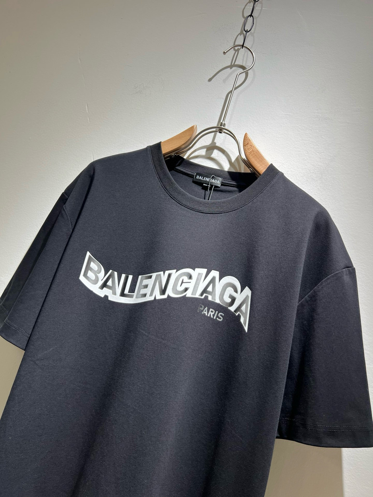 BALENCIA*巴黎*家 2025春夏新款男女同情侣款👫休闲宽松棉质圆领短袖T恤衫!贸易公司渠道