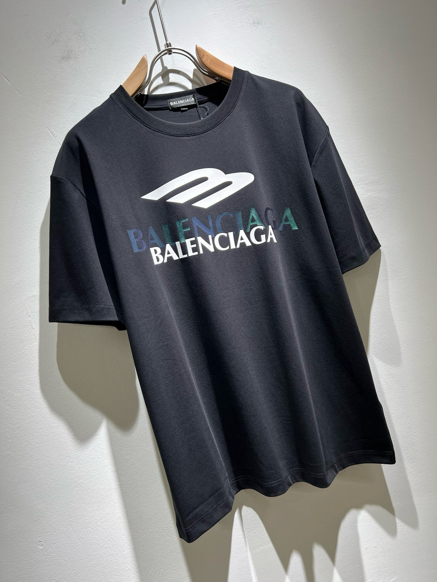 BALENCIA*巴黎*家 2025春夏新款男女同情侣款👫休闲宽松棉质圆领短袖T恤衫!贸易公司渠道