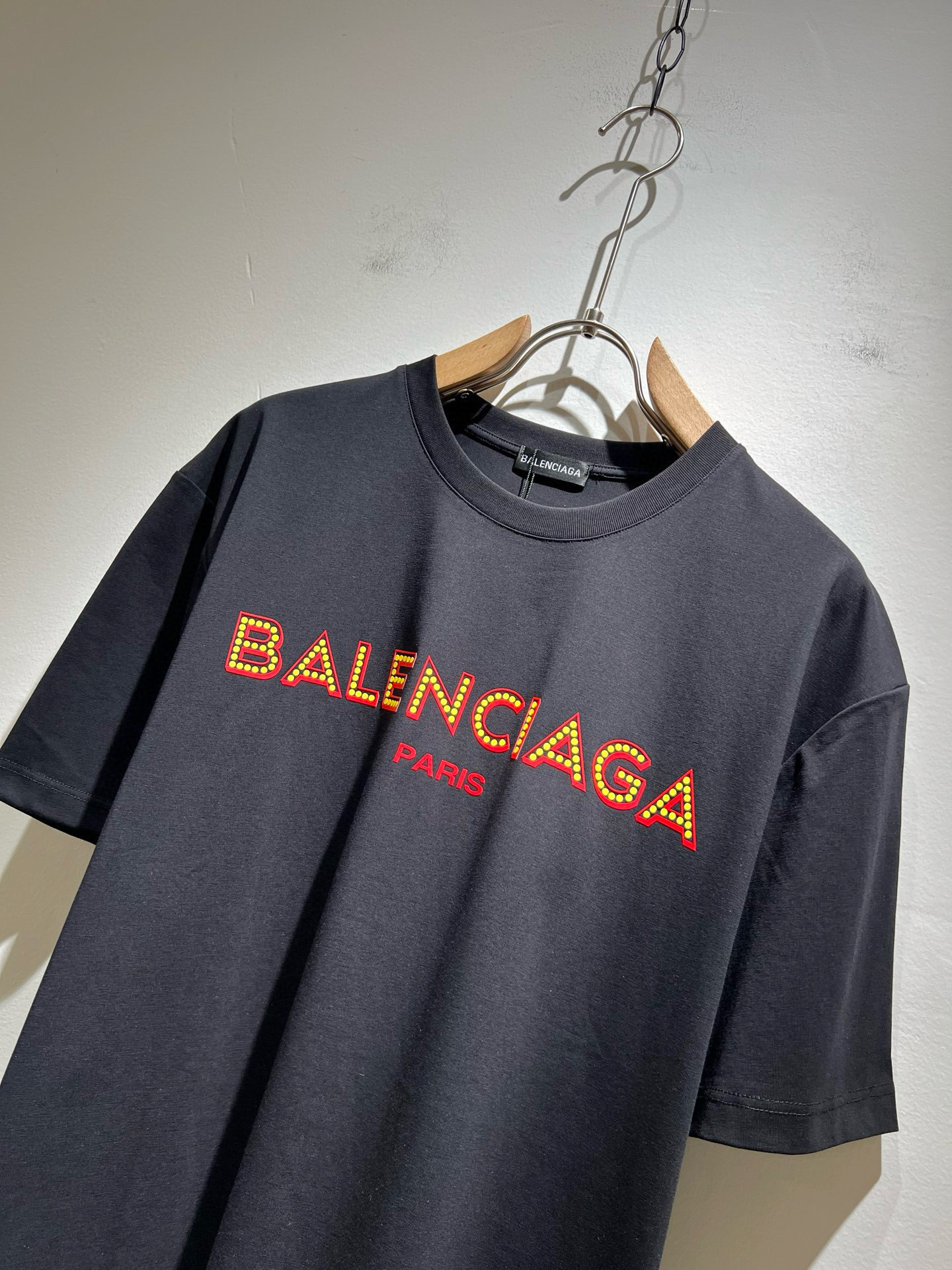 BALENCIA*巴黎*家 2025春夏新款男女同情侣款👫休闲宽松棉质圆领短袖T恤衫!贸易公司渠道