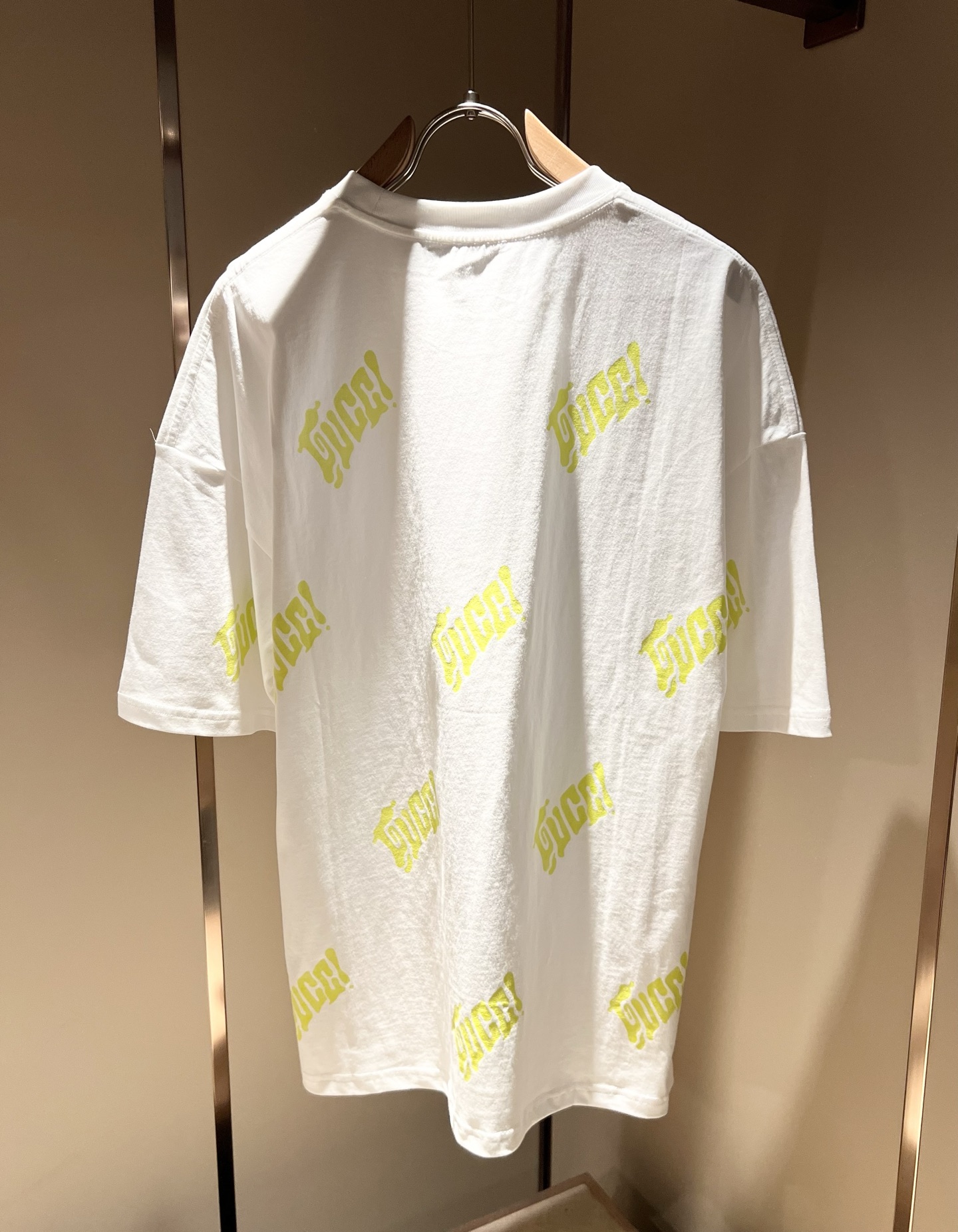   Gucc*古家 2025春夏新款男女同情侣款👫休闲宽松棉质圆领短袖T恤衫！贸易公司渠道稀出，同步官网