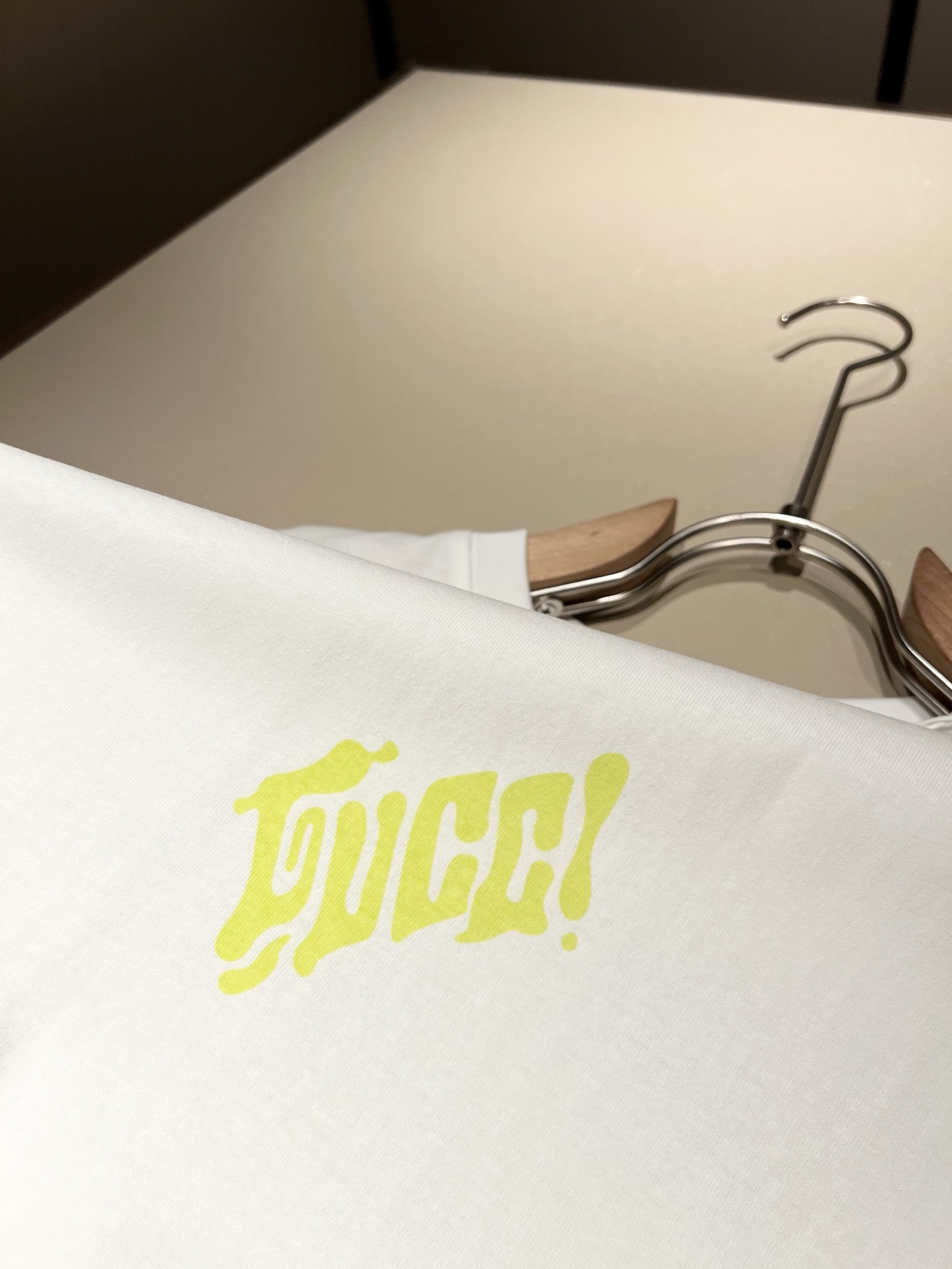   Gucc*古家 2025春夏新款男女同情侣款👫休闲宽松棉质圆领短袖T恤衫！贸易公司渠道稀出，同步官网