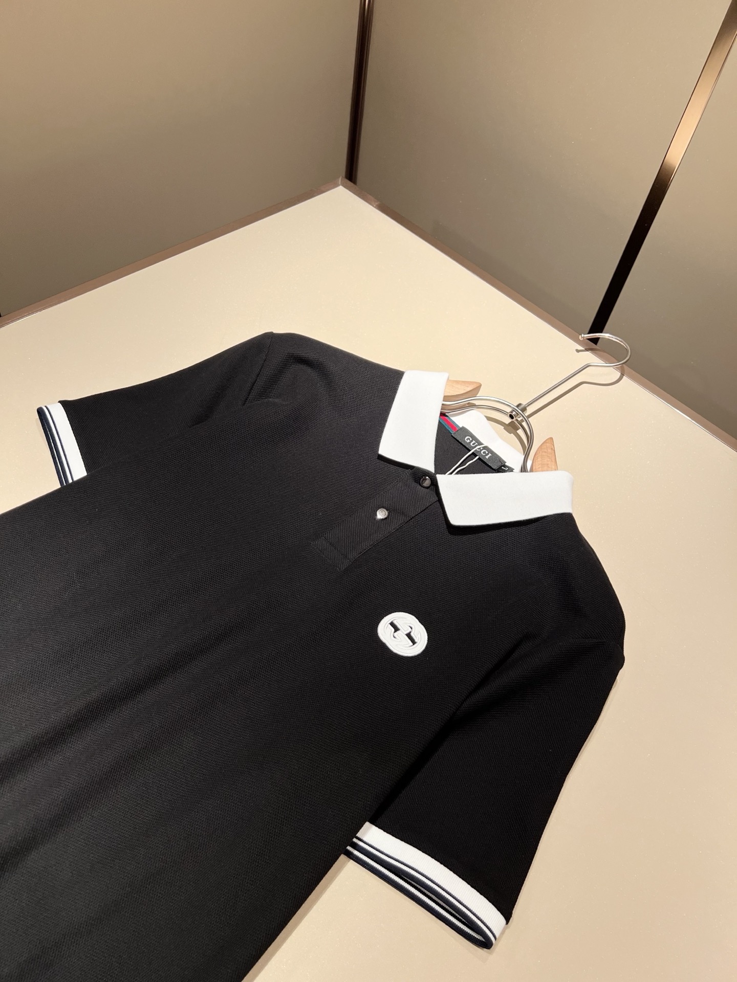  GUC*I 古家2025春夏新款短袖Polo衫，贸易公司渠道稀出，同步官网发售！G家春夏系列情侣上线，