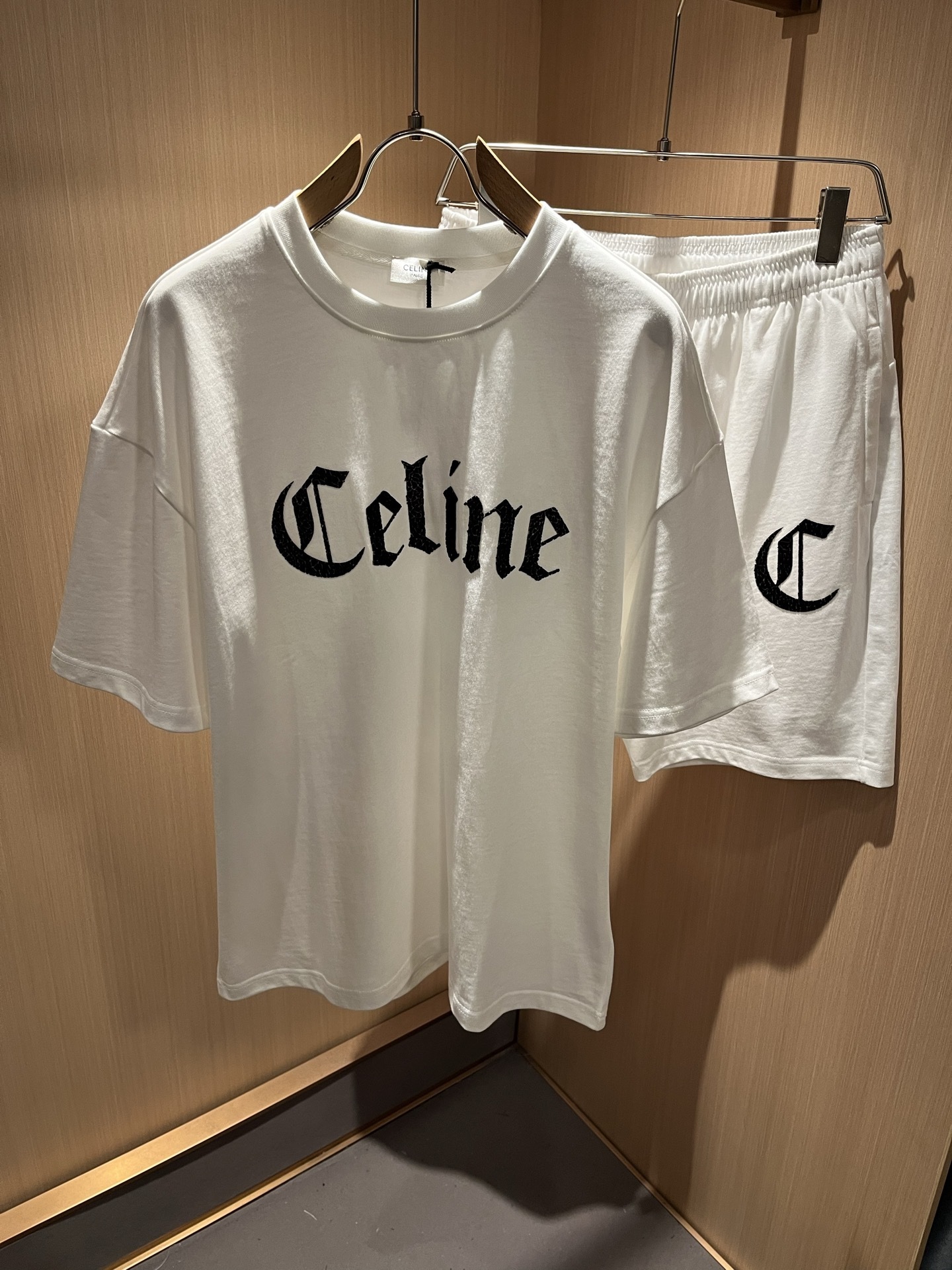 CELIN*瑟琳 2025春夏新款时尚休闲圆领套装,经典男女同款情侣👫短袖T恤衫!贸易公司渠道稀出,同