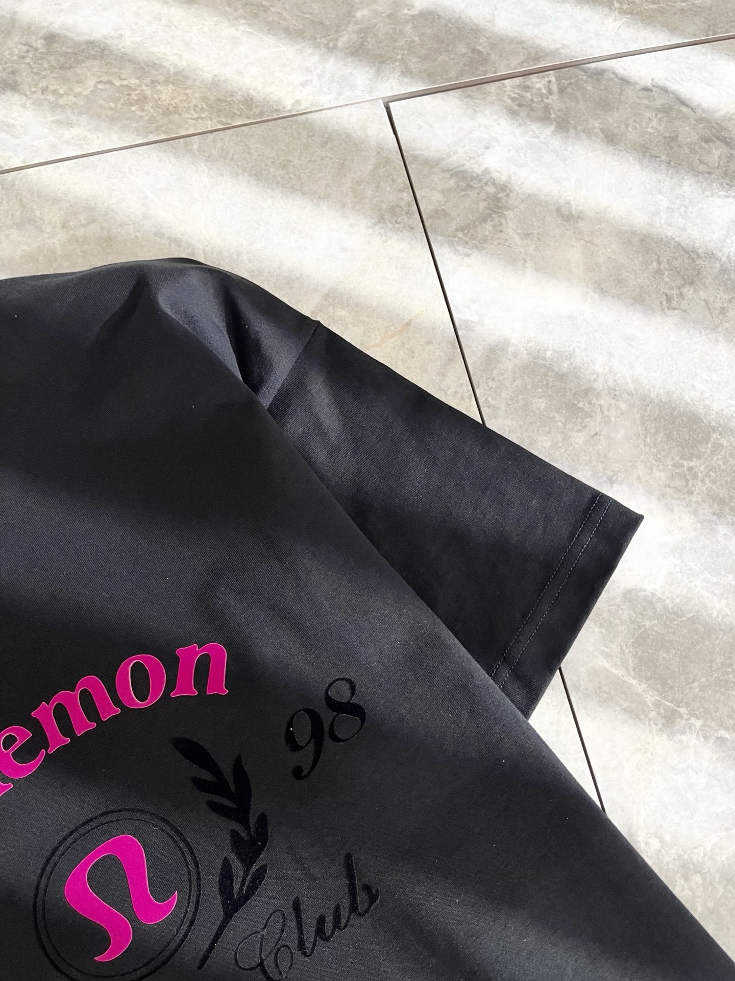 lululemon 露露乐蒙 2025春夏新款男女同款👫短袖T恤,意大利原厂订单渠道,极具个性高级风,