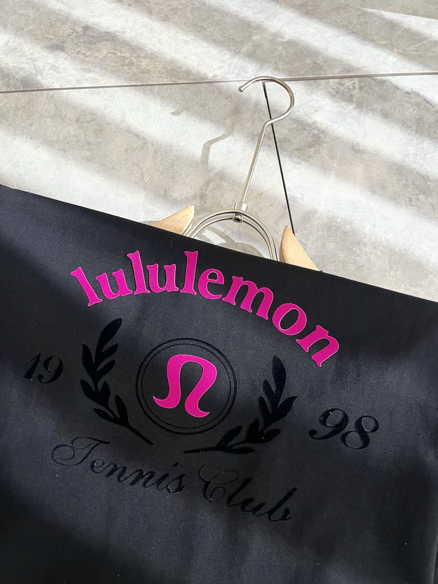 lululemon 露露乐蒙 2025春夏新款男女同款👫短袖T恤,意大利原厂订单渠道,极具个性高级风,