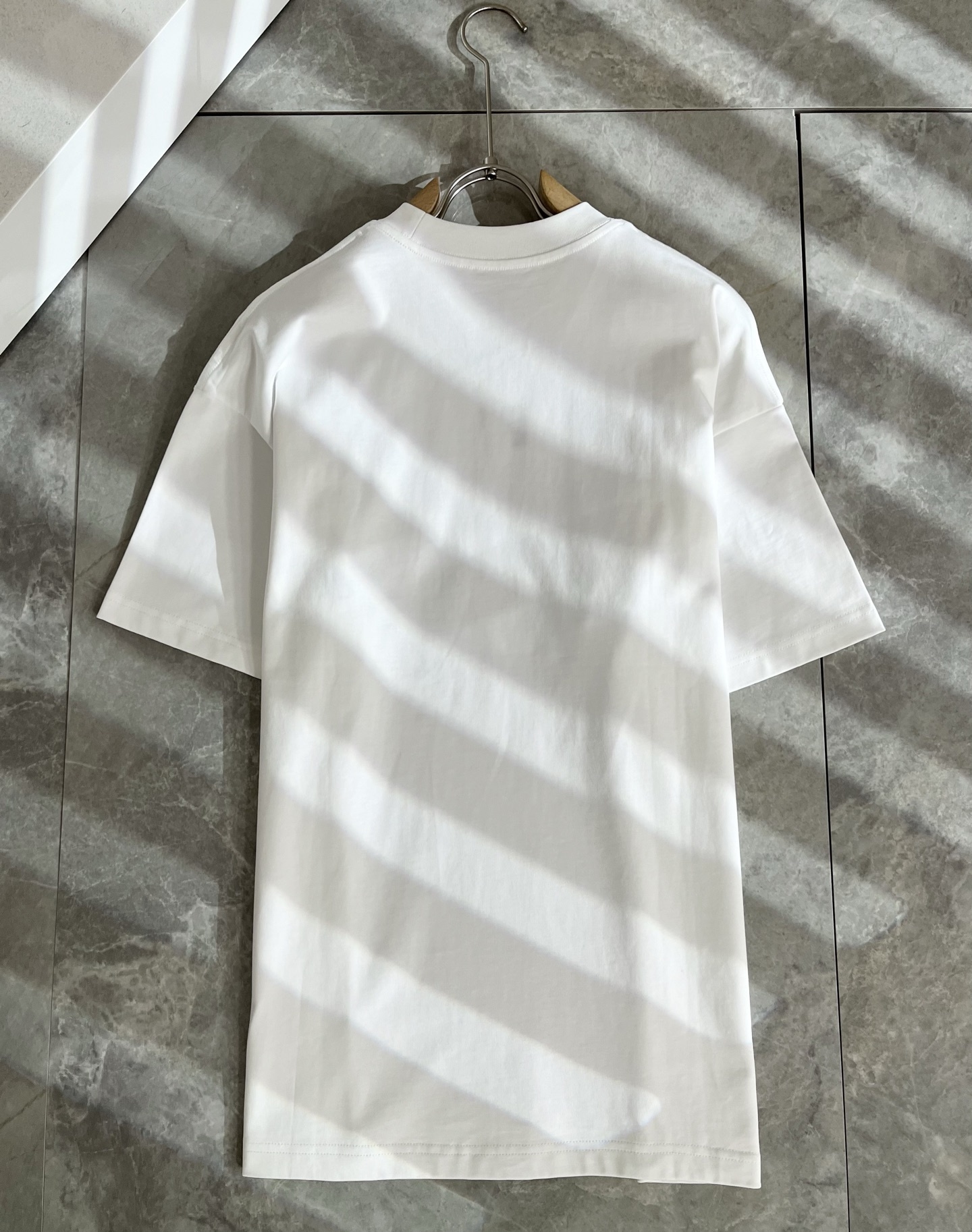 lululemon 露露乐蒙 2025春夏新款男女同款👫短袖T恤,意大利原厂订单渠道,极具个性高级风,