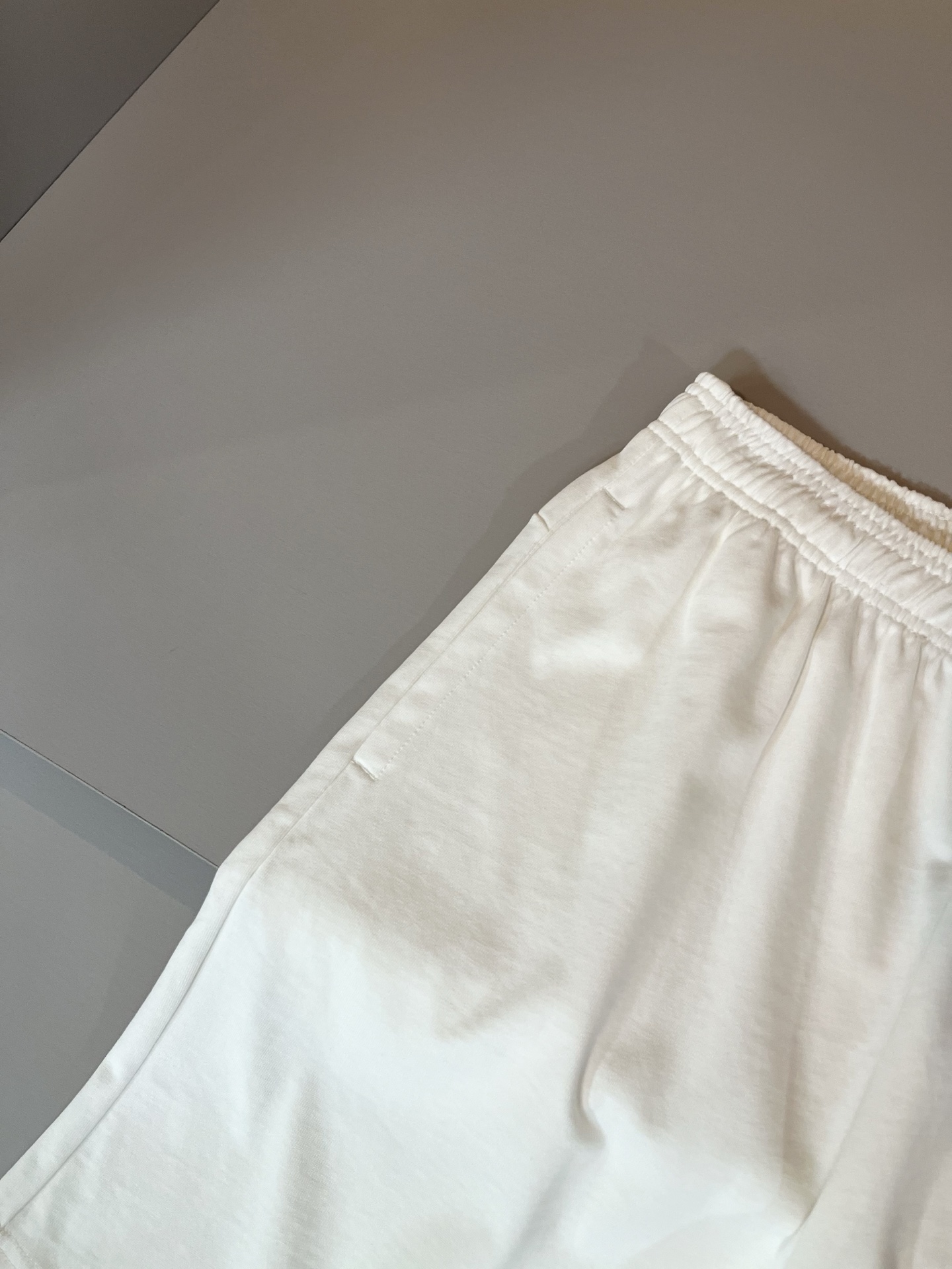  Moncler蒙家 2025春夏最新男女同款👫贸易订单休闲套装，全品相！！网红款！采用logo图案压胶