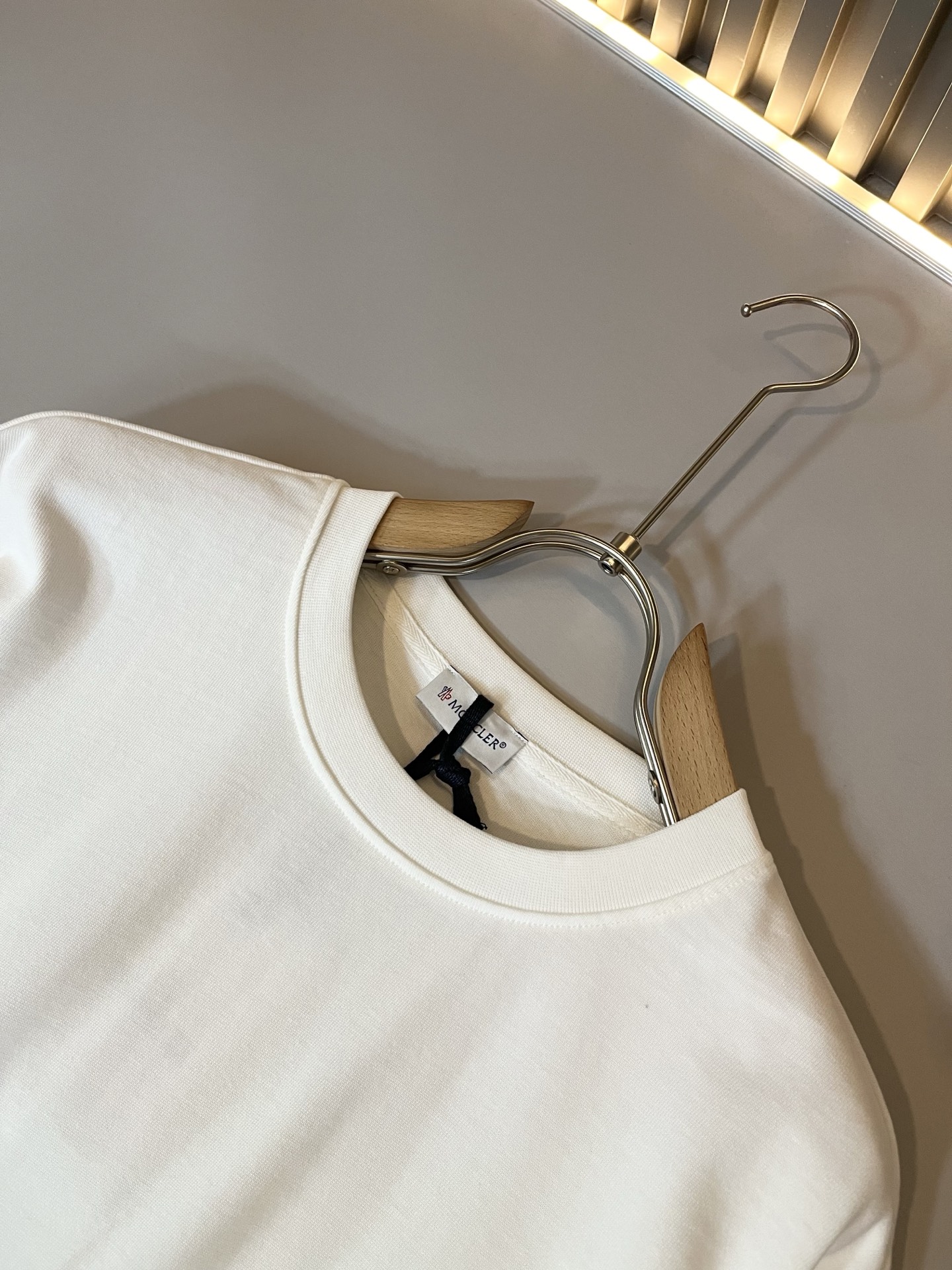  Moncler蒙家 2025春夏最新男女同款👫贸易订单休闲套装，全品相！！网红款！采用logo图案压胶
