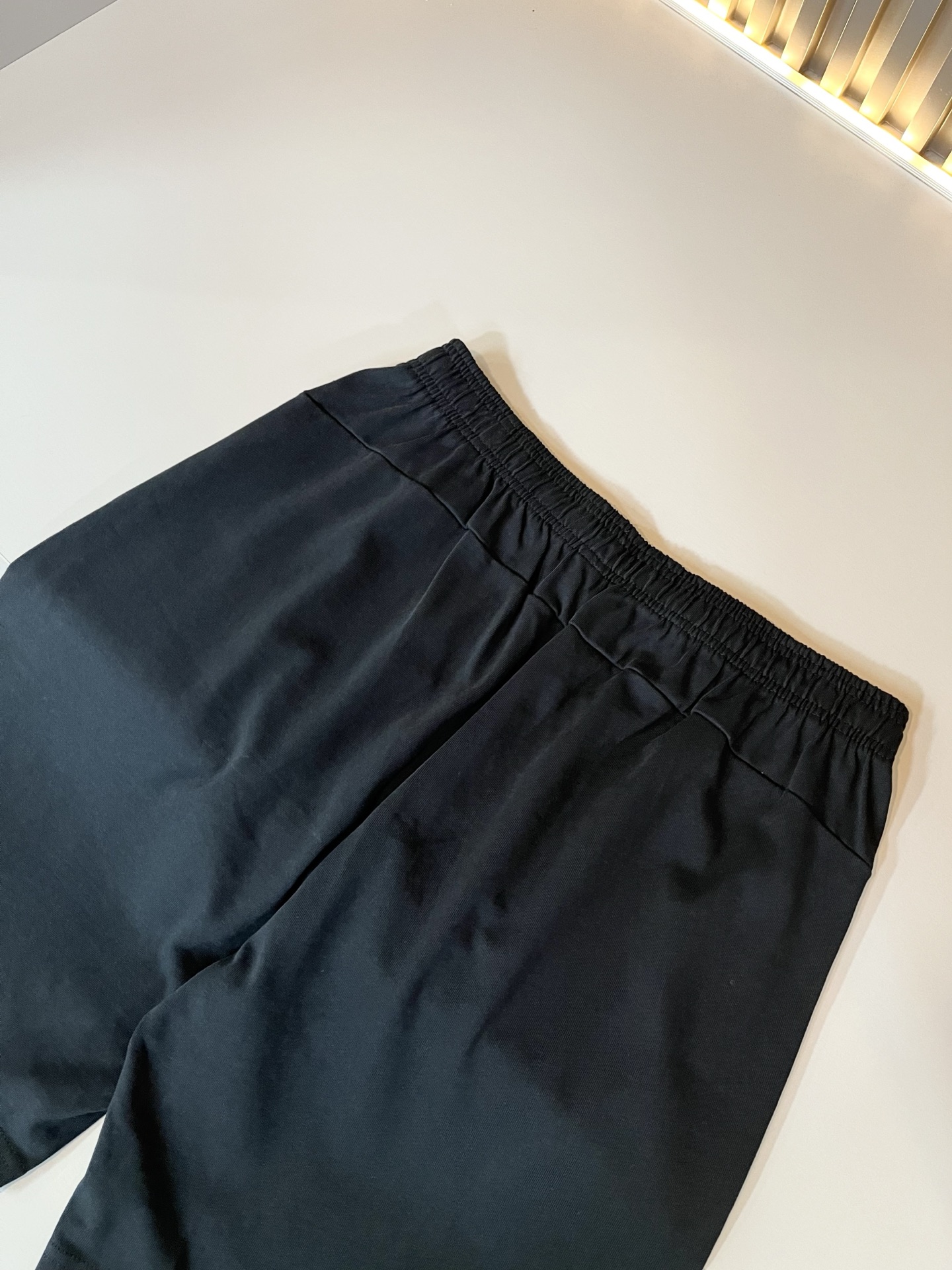  Moncler蒙家 2025春夏最新男女同款👫贸易订单休闲套装，全品相！！网红款！采用logo图案压胶