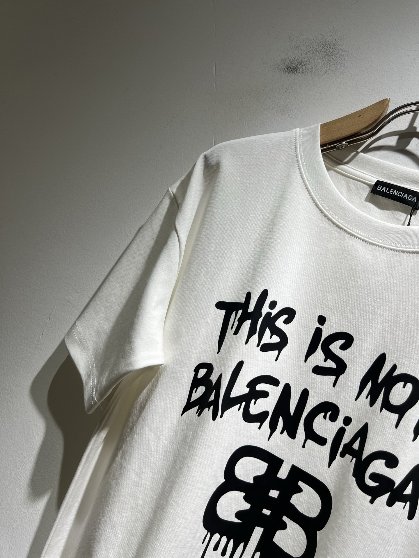 BALENCIA*巴黎*家 2025春夏新款男女同情侣款👫休闲宽松棉质圆领短袖T恤衫!贸易公司渠道稀
