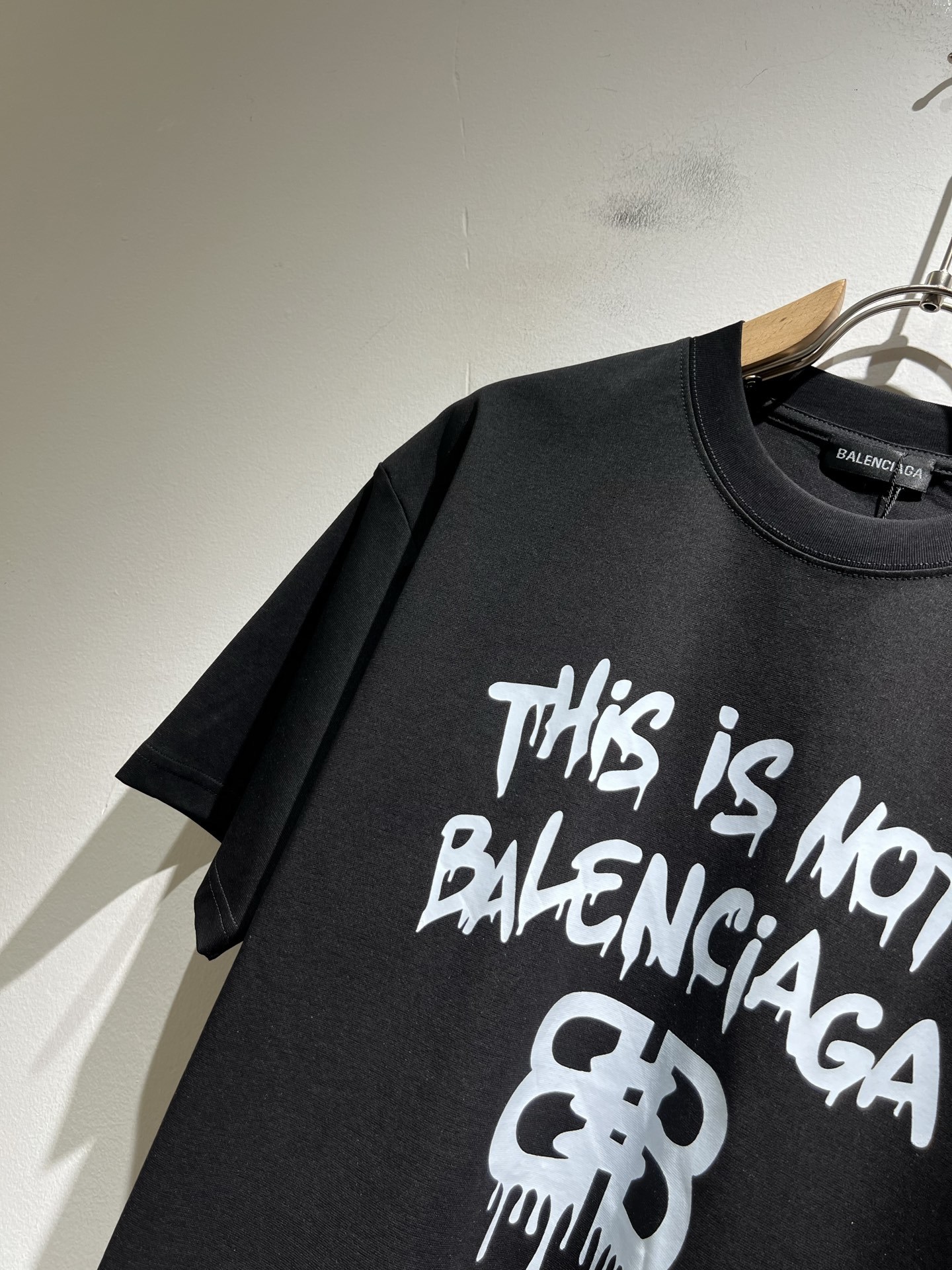 BALENCIA*巴黎*家 2025春夏新款男女同情侣款👫休闲宽松棉质圆领短袖T恤衫!贸易公司渠道稀