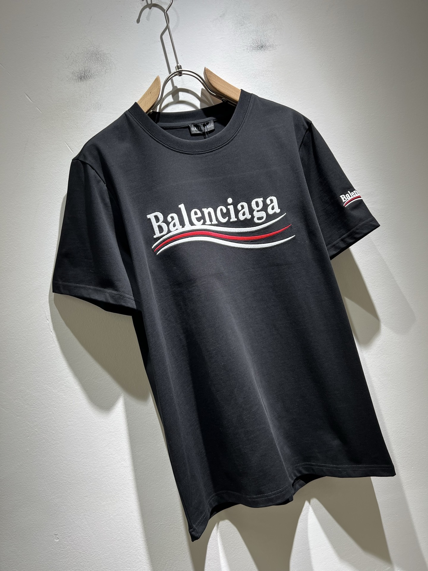 BALENCIA*巴黎*家 2025春夏新款男女同情侣款👫休闲宽松棉质圆领短袖T恤衫!贸易公司渠道稀