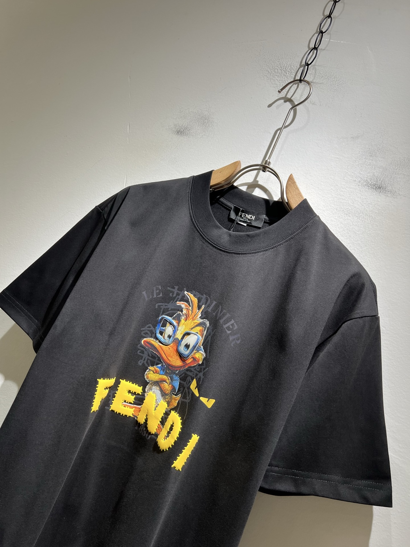 FEN*I 芬*迪2025春夏新款FD家族FF男女同款👫短袖T恤,男女同款👫百搭极简短袖。意大利原厂订