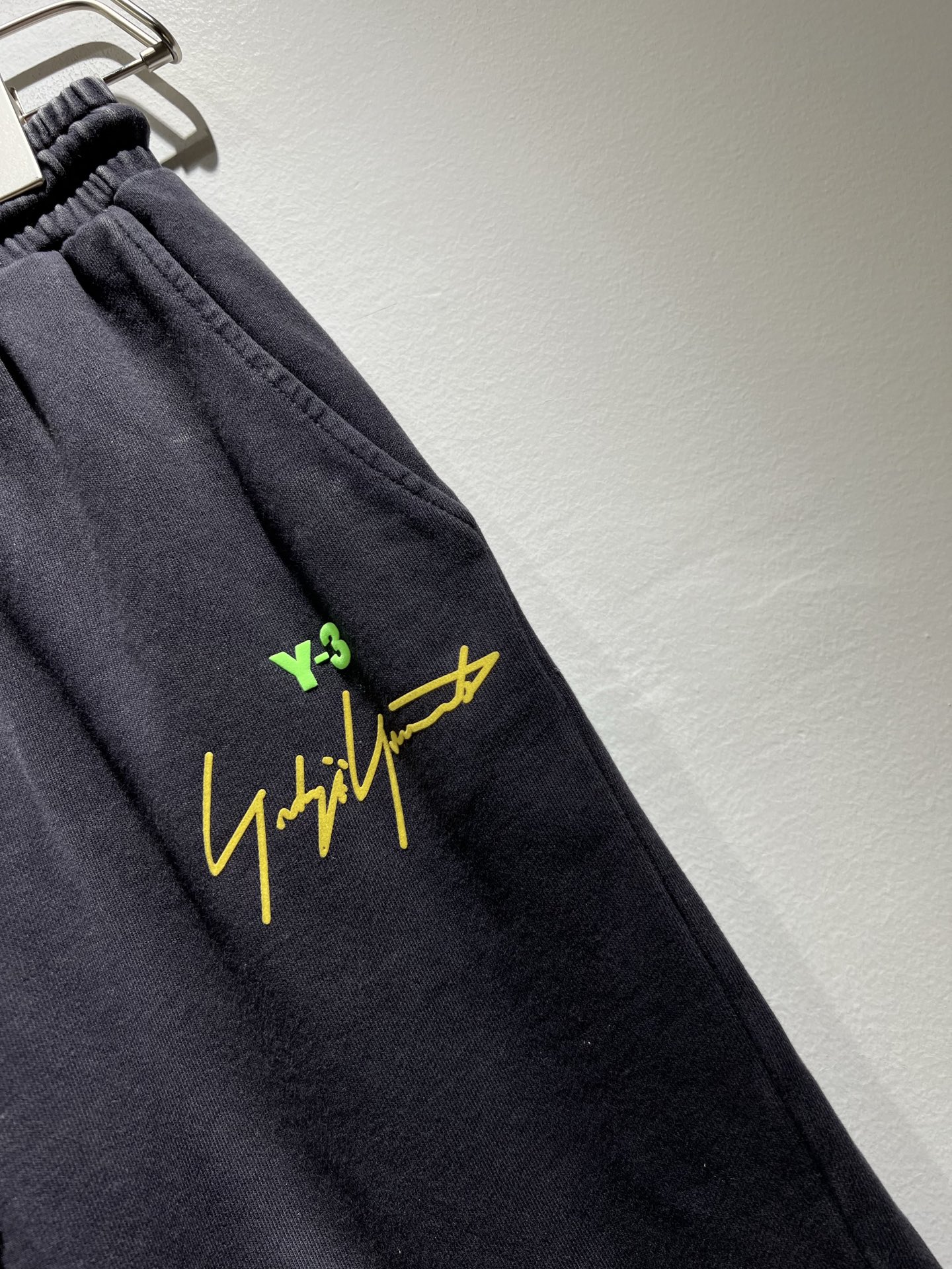 2024 Y-3 Yamamoto Street Sports Shorts: Stylish, Comfortable, Customized Pure Cotton, Luxurious Colors. - 图片 5