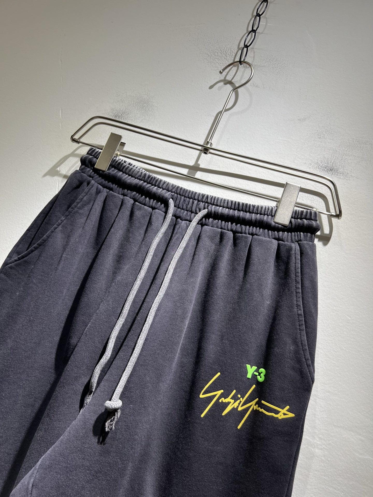 2024 Y-3 Yamamoto Street Sports Shorts: Stylish, Comfortable, Customized Pure Cotton, Luxurious Colors. - 图片 3
