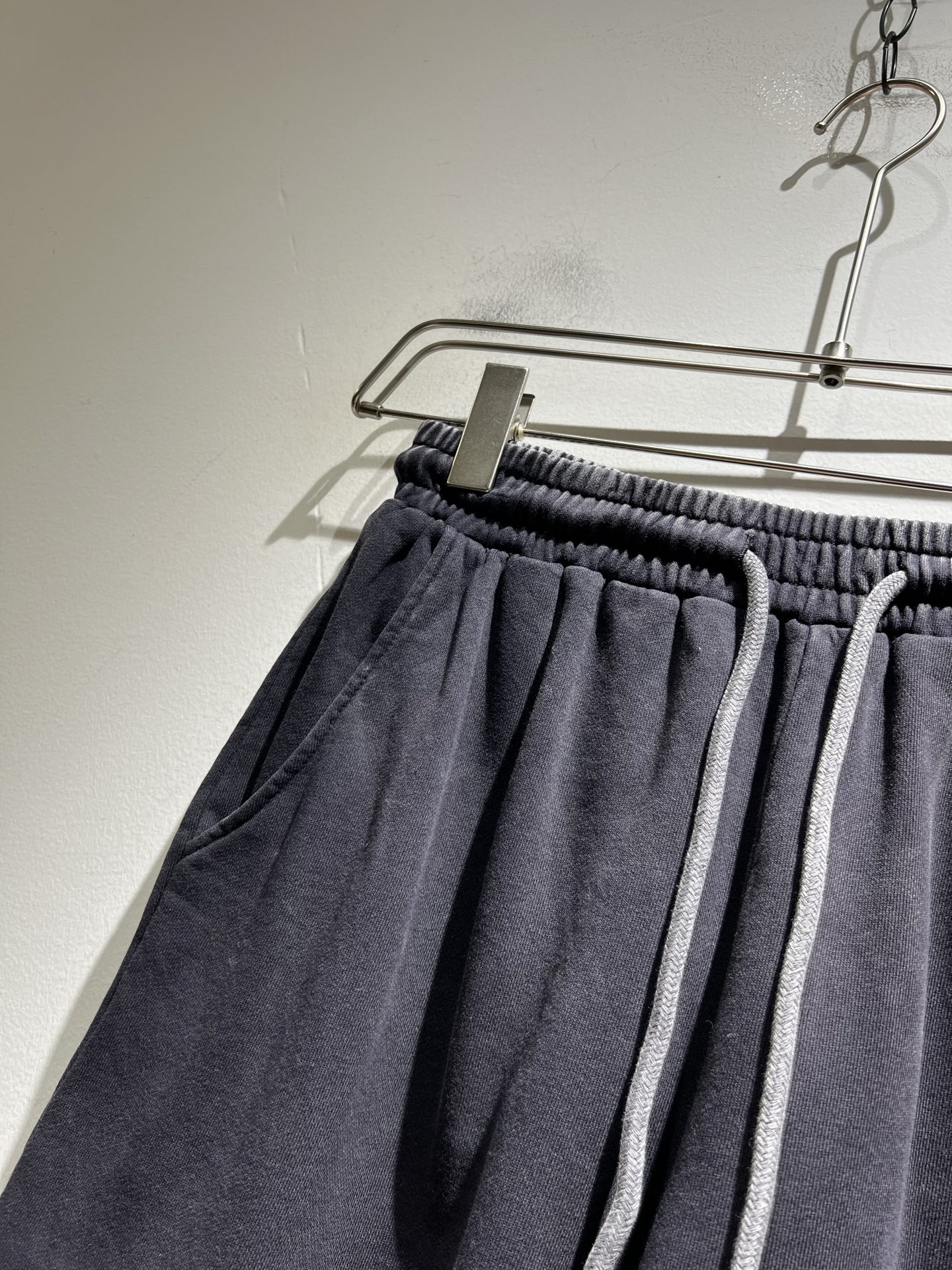 2024 Y-3 Yamamoto Street Sports Shorts: Stylish, Comfortable, Customized Pure Cotton, Luxurious Colors. - 图片 6