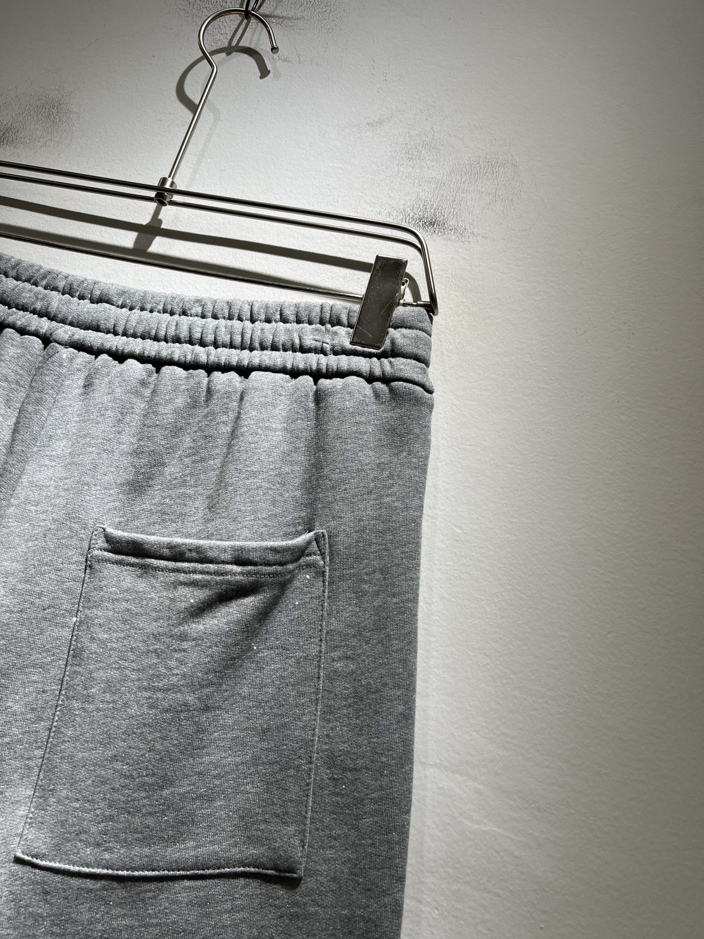 2025 New Classic Leisure Line Recreational Shorts: Comfortable, Stylish, Custom-made Waist - 图片 9