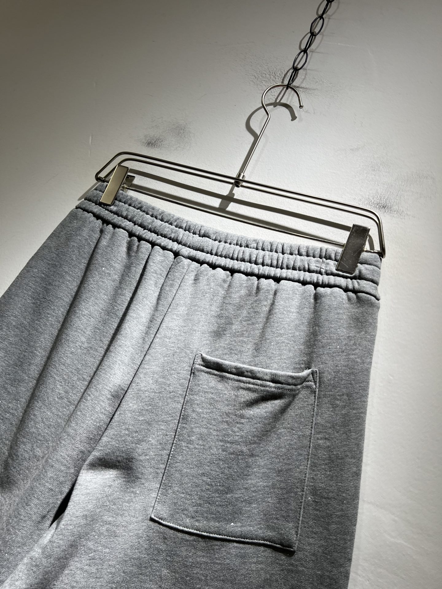 2025 New Classic Leisure Line Recreational Shorts: Comfortable, Stylish, Custom-made Waist - 图片 8