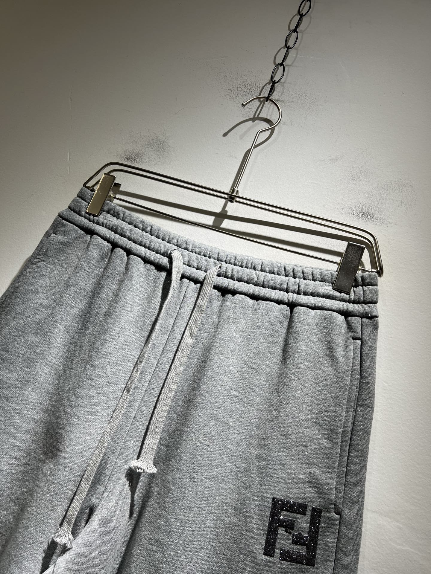 2025 New Classic Leisure Line Recreational Shorts: Comfortable, Stylish, Custom-made Waist - 图片 3