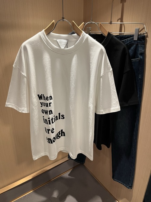 Bottega Veneta Men's White Cotton T-Shirt with Initials Print 1 Bottega Veneta Men's White Cotton T-Shirt with Initials Print