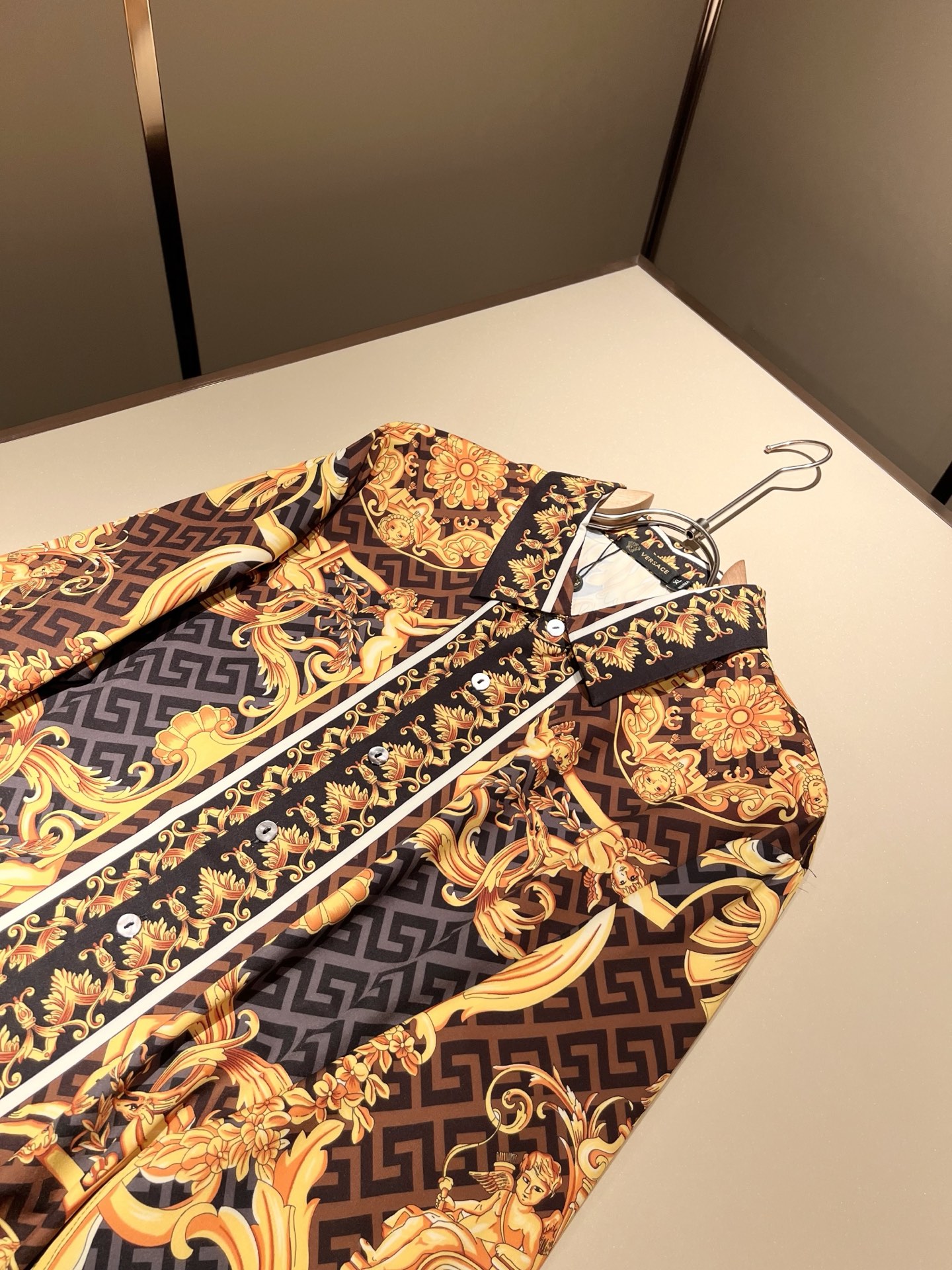 Luxurious Pan * Cheol Trade Company Channel: High-End Panorama Print Letter Logo Decorations - 图片 4