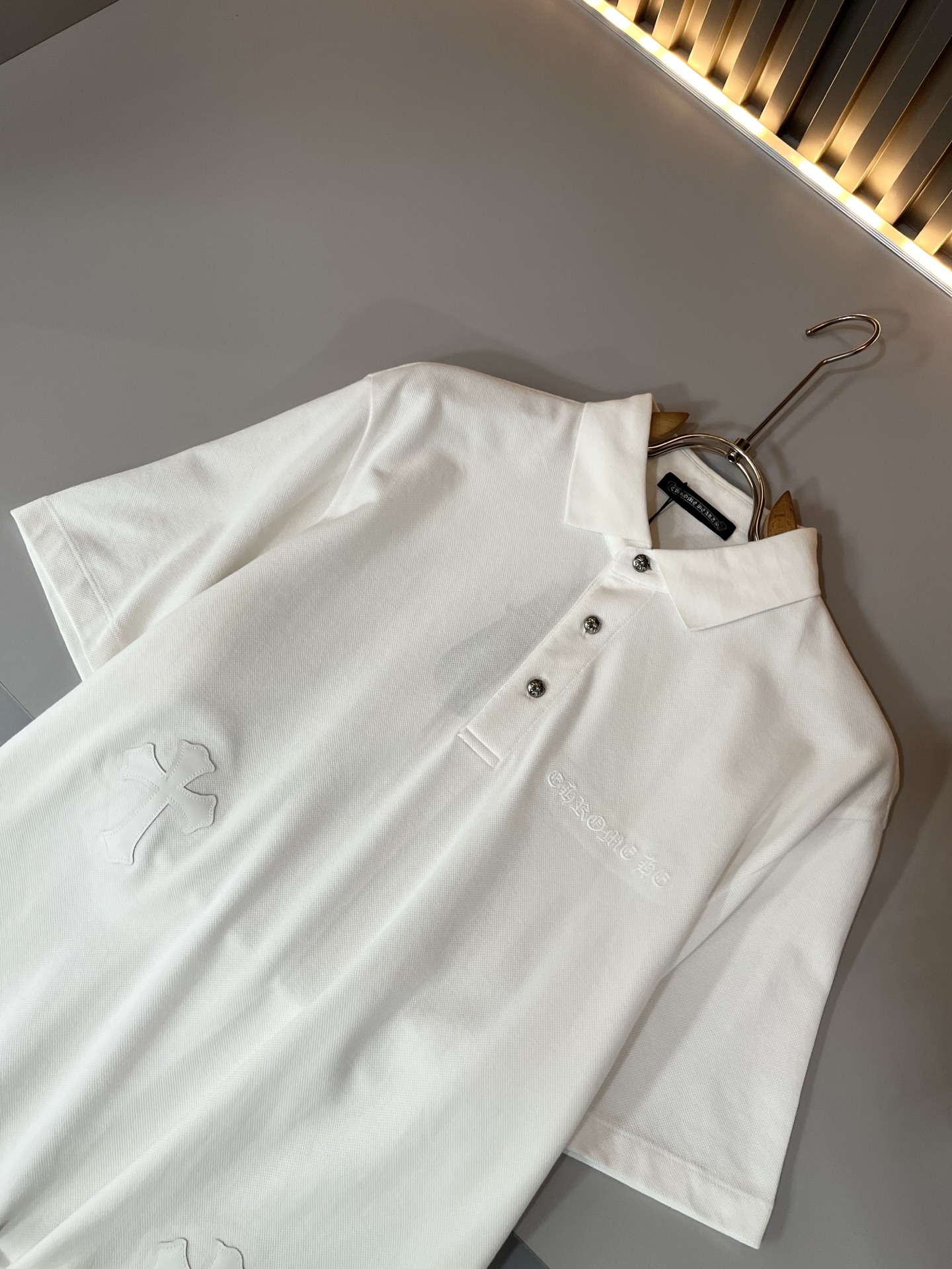  Chrome Hear*s 克*心 2025春夏新品限量版克*心短袖Polo衫，墙裂推荐！时尚傲娇的C