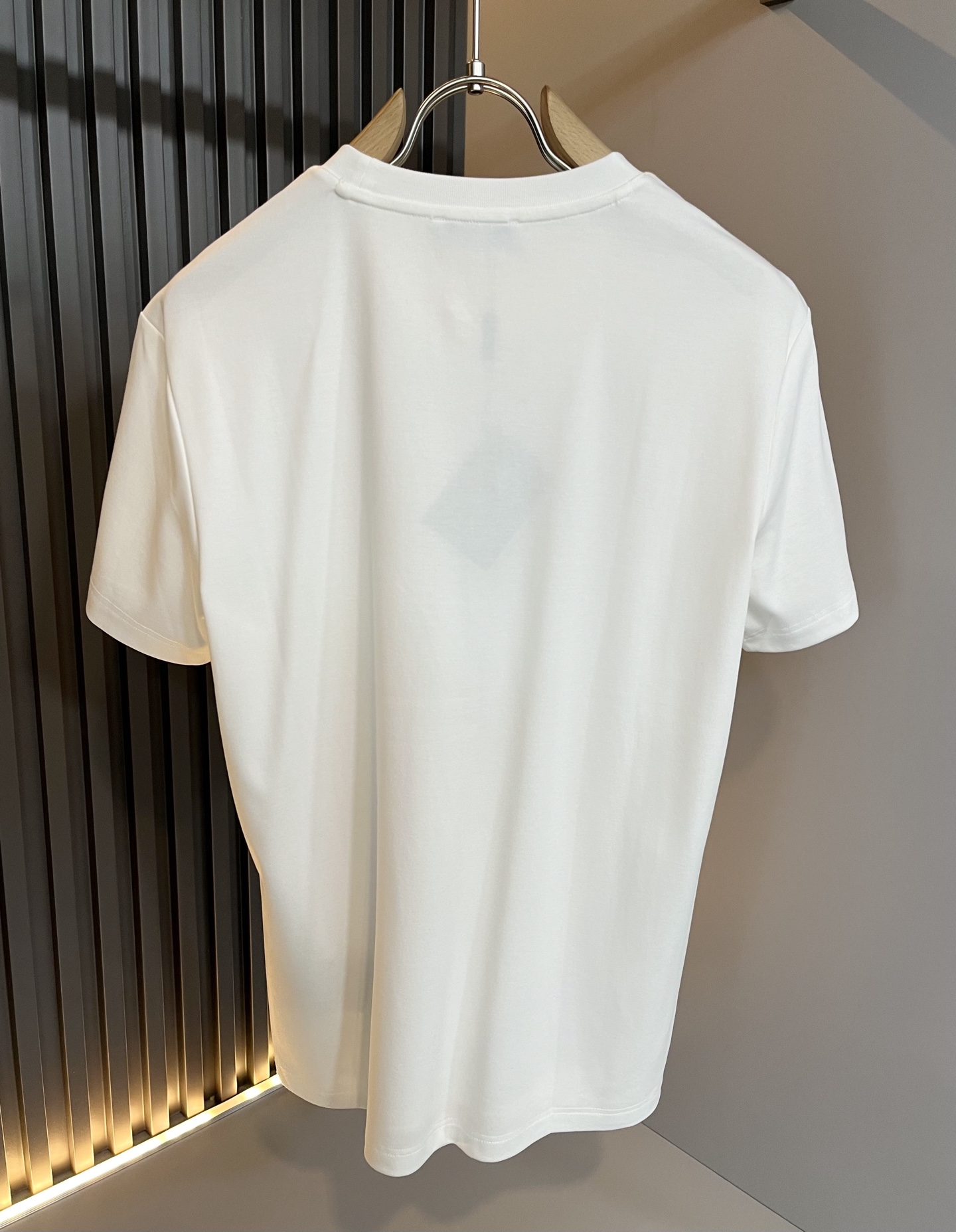   Gucc*古家 2025春夏新款男女同情侣款👫休闲宽松棉质圆领短袖T恤衫！贸易公司渠道稀出，同步官网