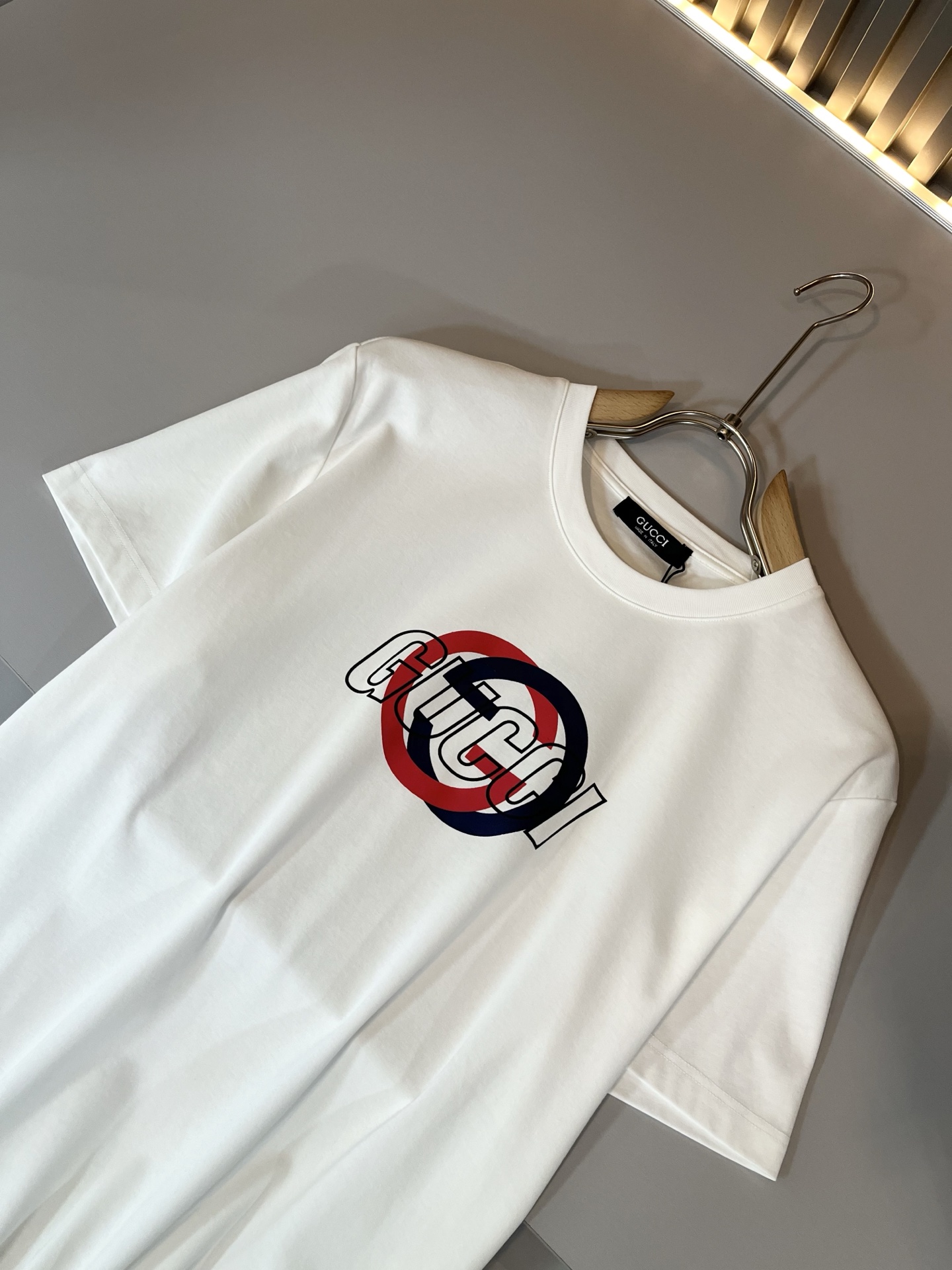   Gucc*古家 2025春夏新款男女同情侣款👫休闲宽松棉质圆领短袖T恤衫！贸易公司渠道稀出，同步官网